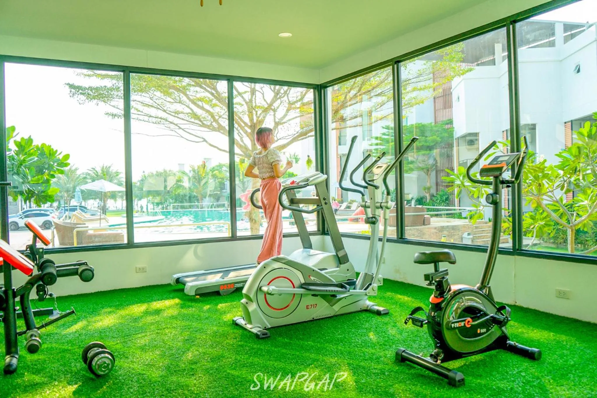 Saint Tropez Beach Hotel