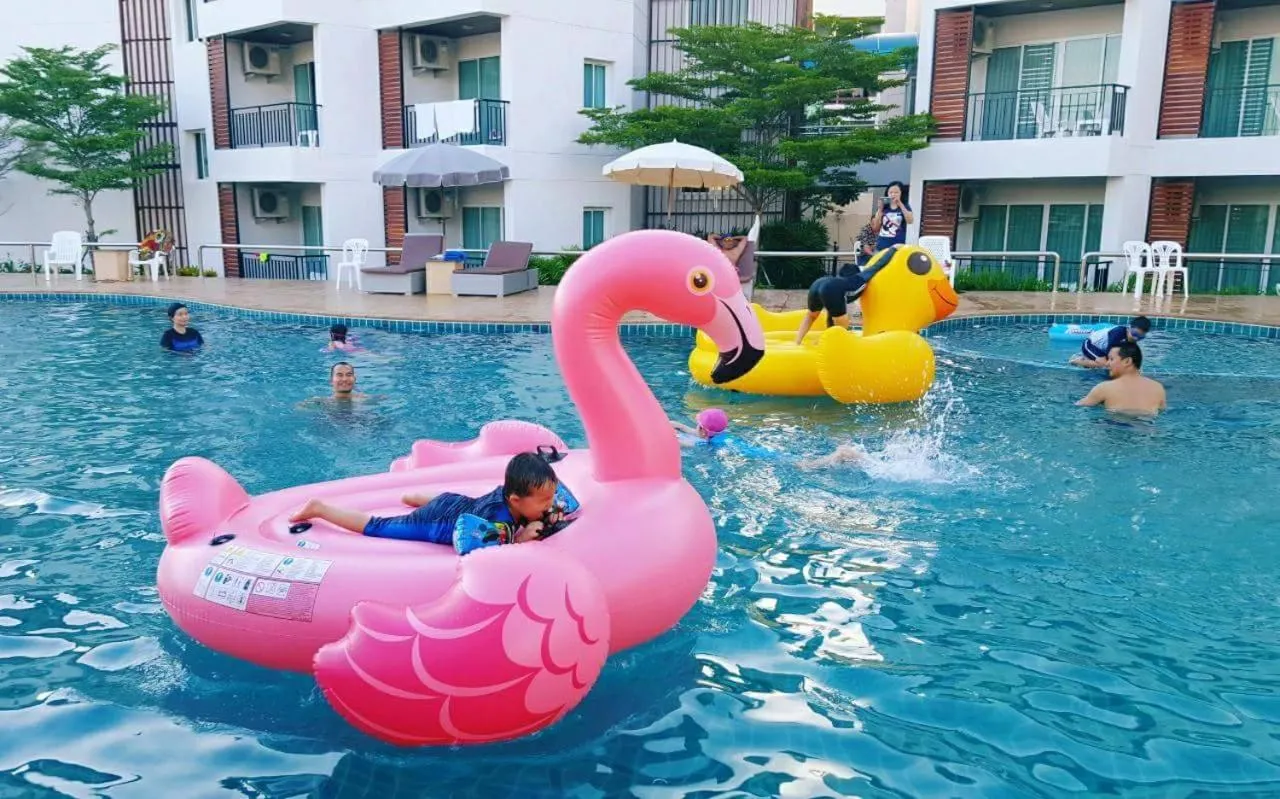 Saint Tropez Beach Hotel