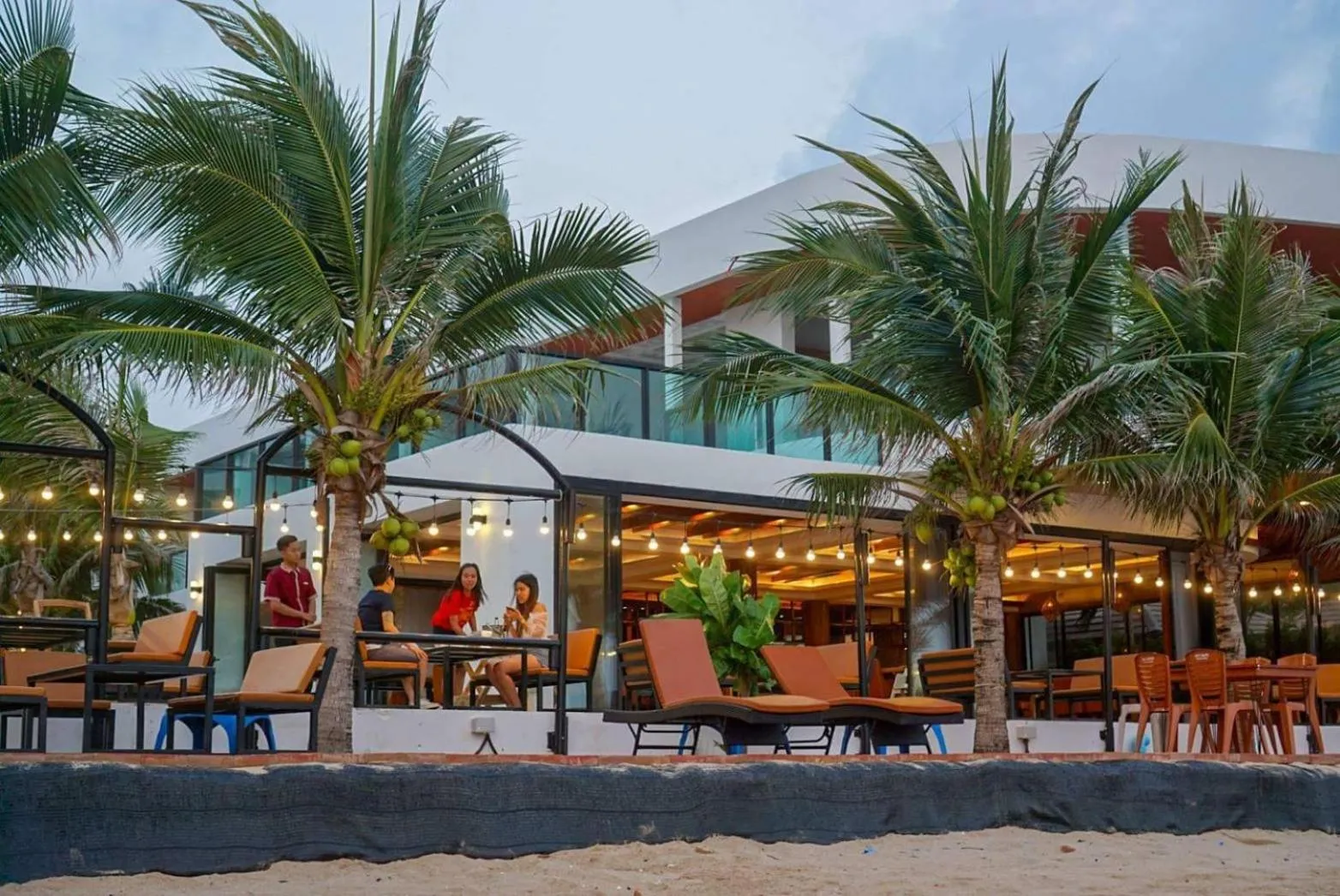 Saint Tropez Beach Hotel