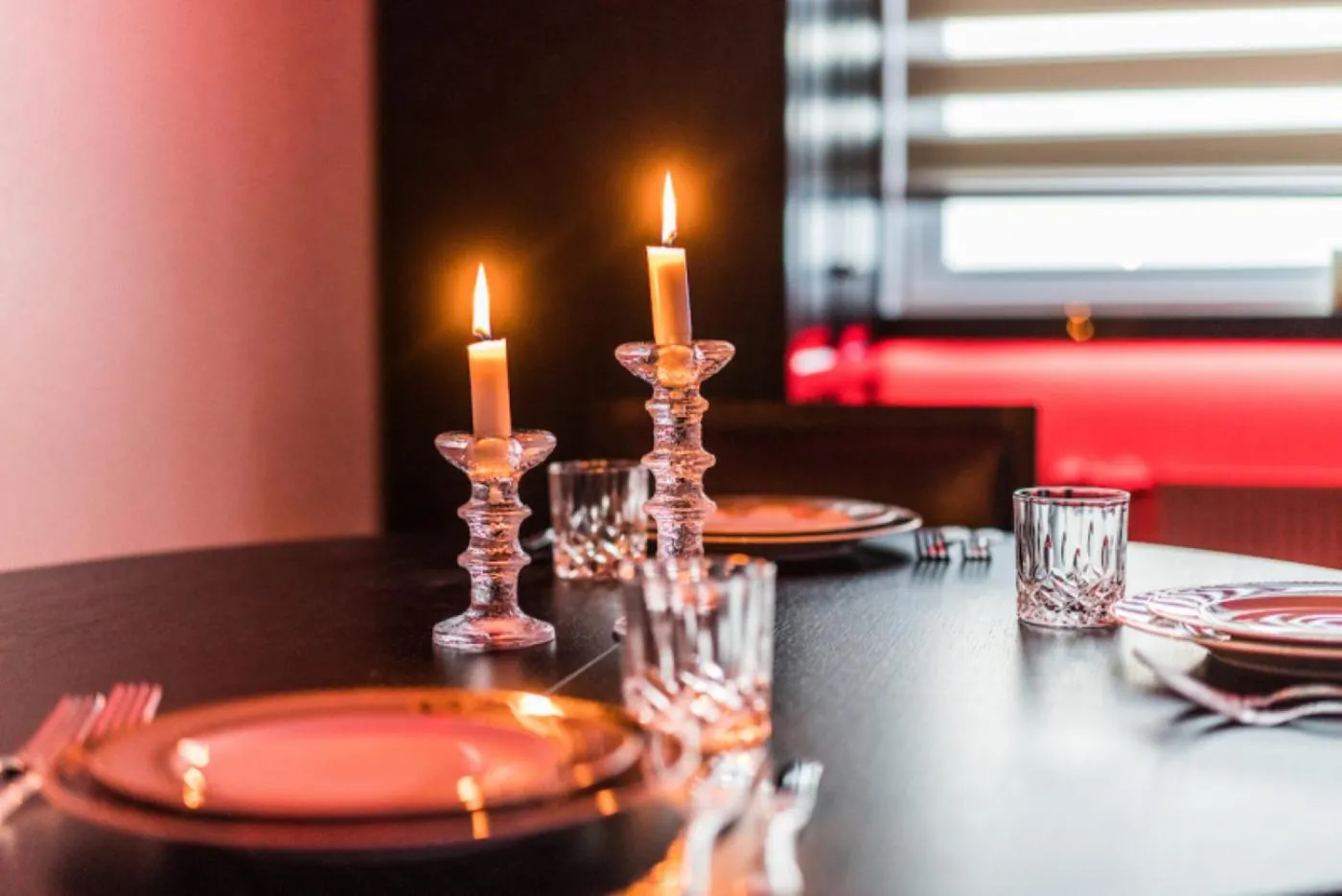 Dining area in Diamond Suites by Reykjavik Keflavik Airport