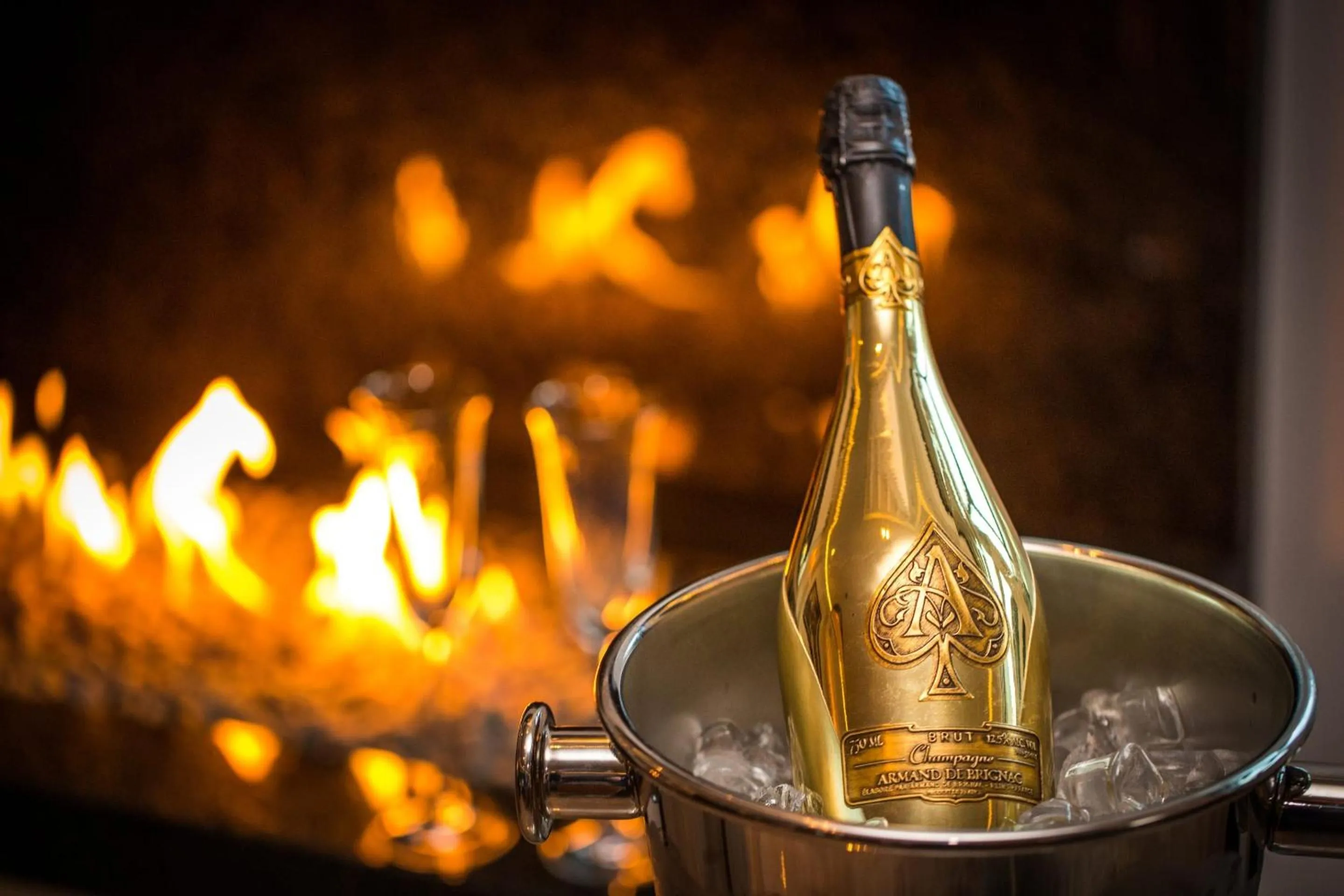 Restaurant/places to eat in Diamond Suites by Reykjavik Keflavik Airport