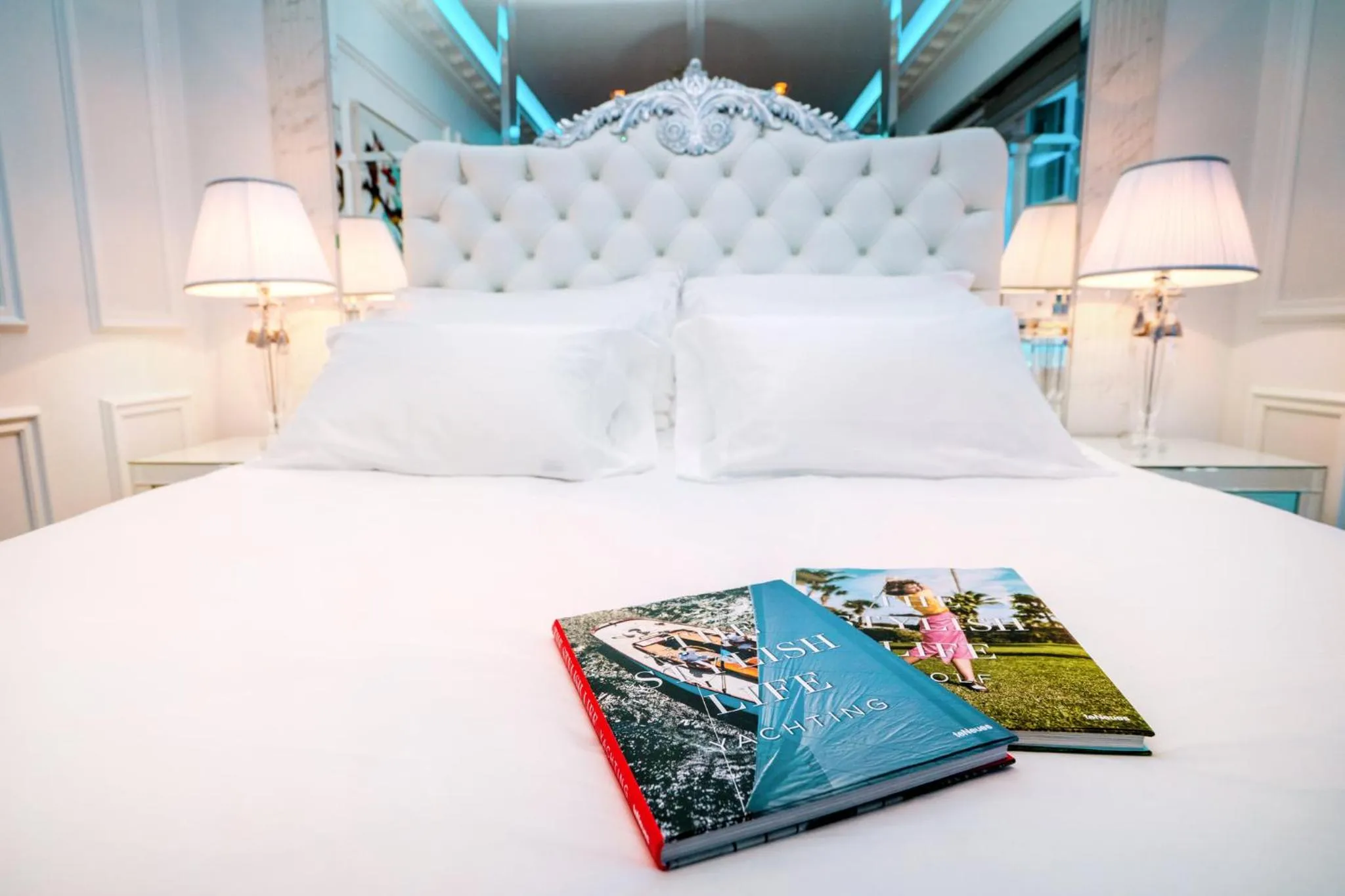 Bedroom, Bed in Diamond Suites by Reykjavik Keflavik Airport