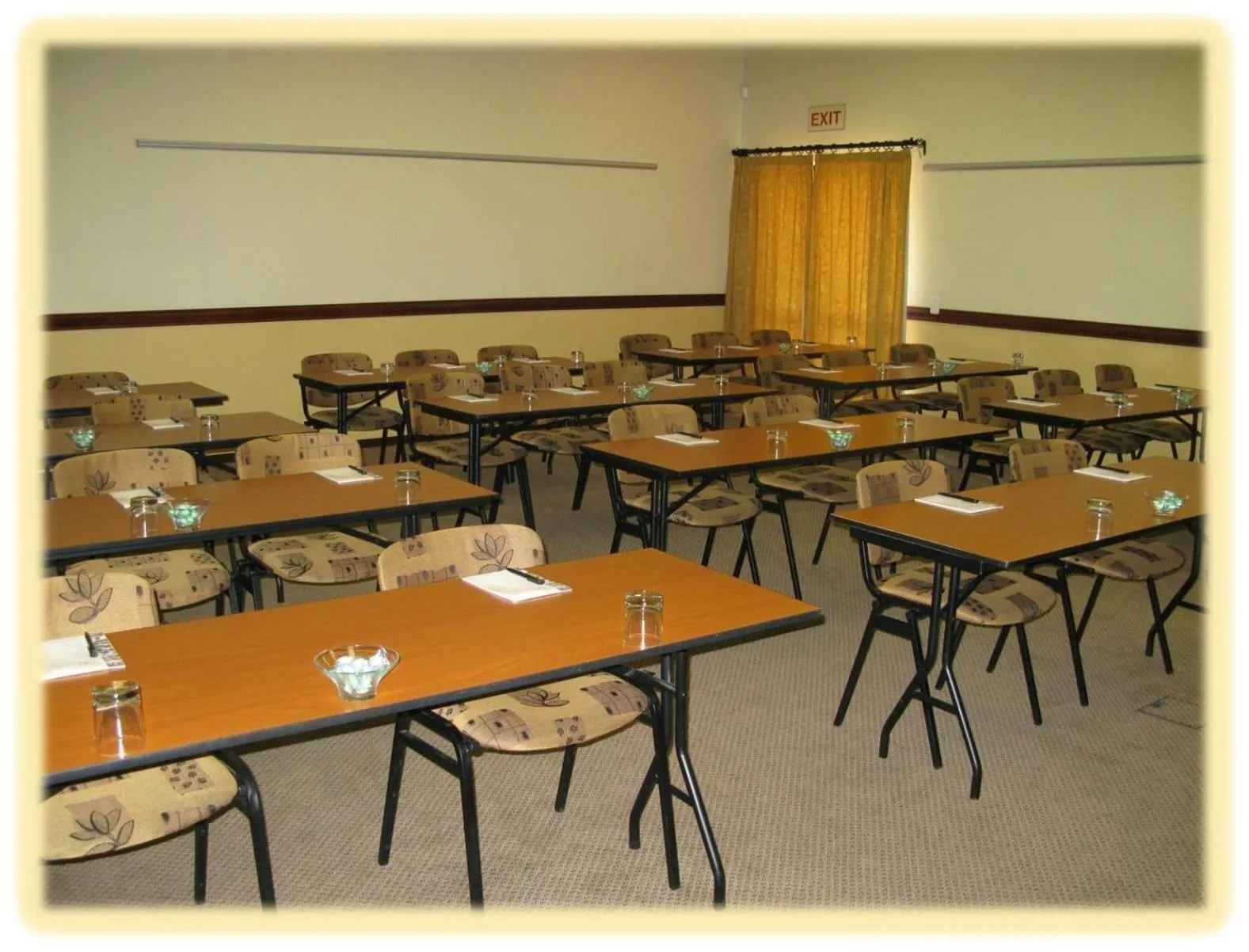 Meeting/conference room in Benvenuto Hotel & Conference Centre