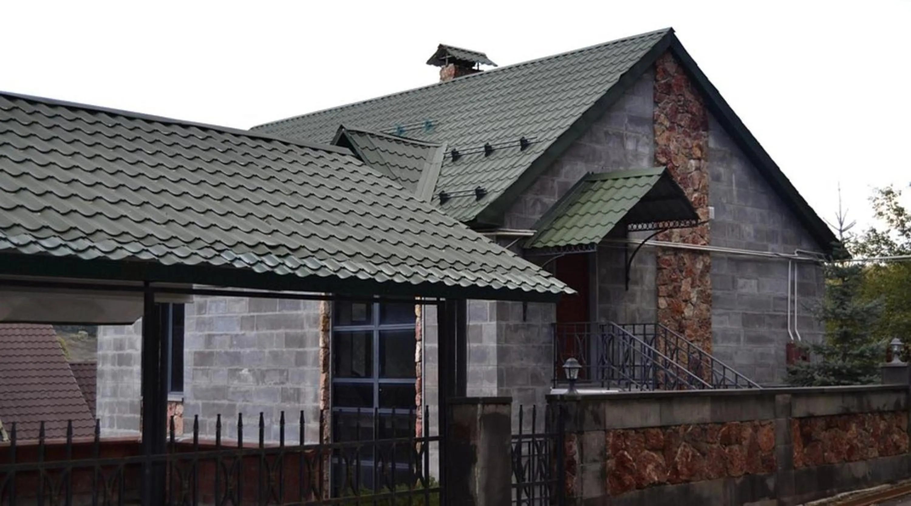 Property building in Villadzor Apart Hotel