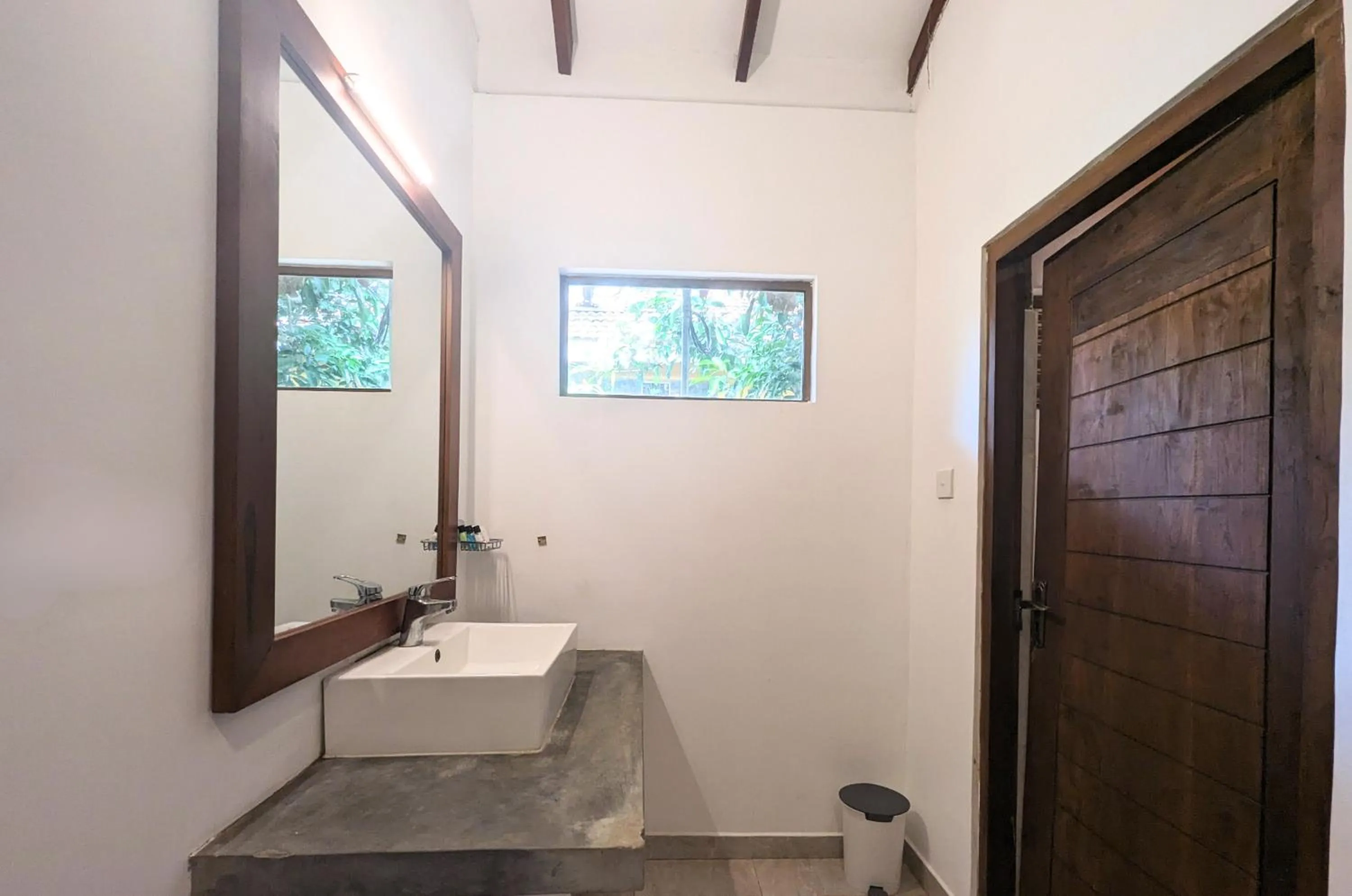 Bathroom in Pinthaliya Resort