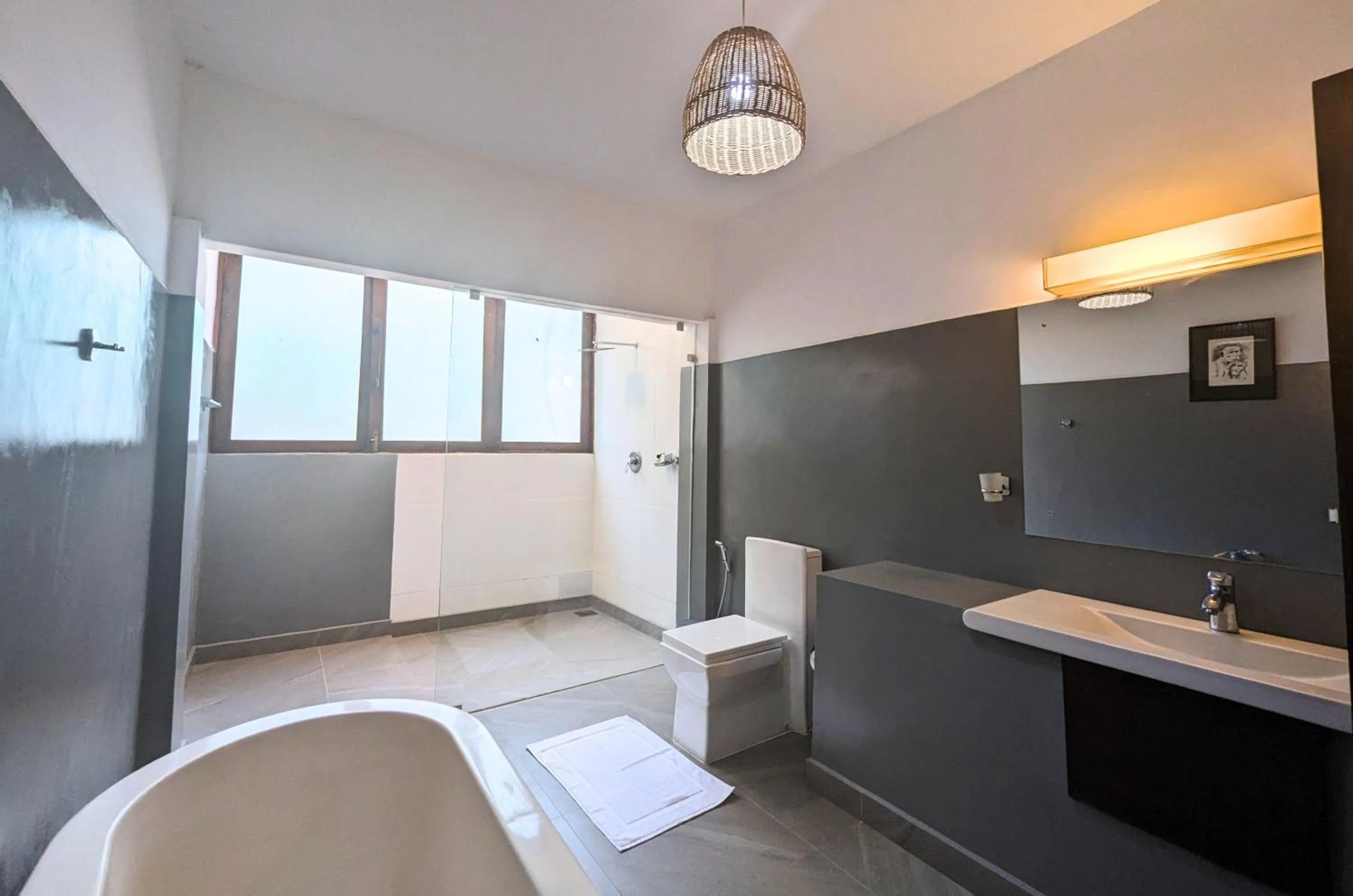 Bathroom in Pinthaliya Resort