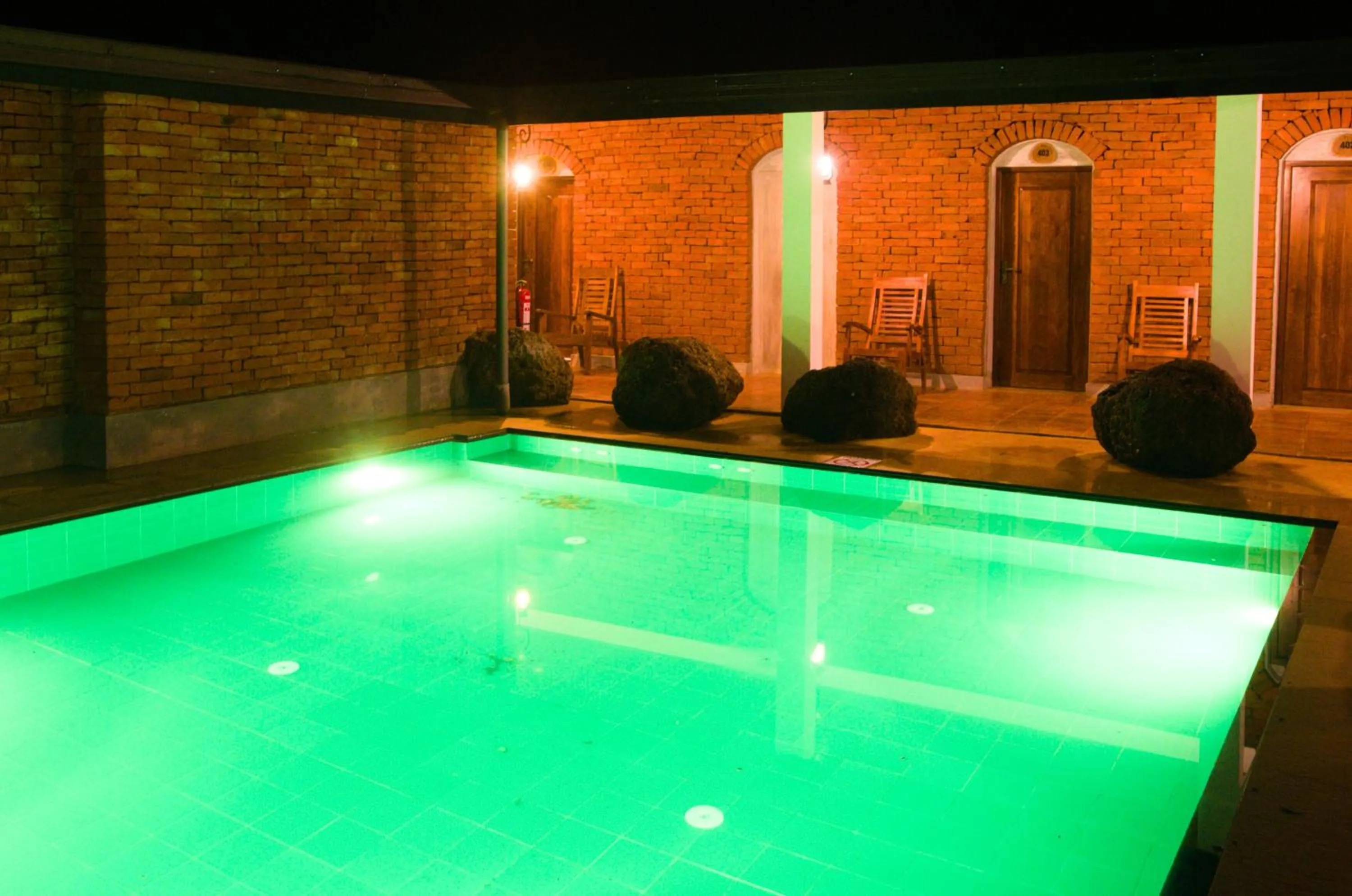 Swimming pool in Pinthaliya Resort