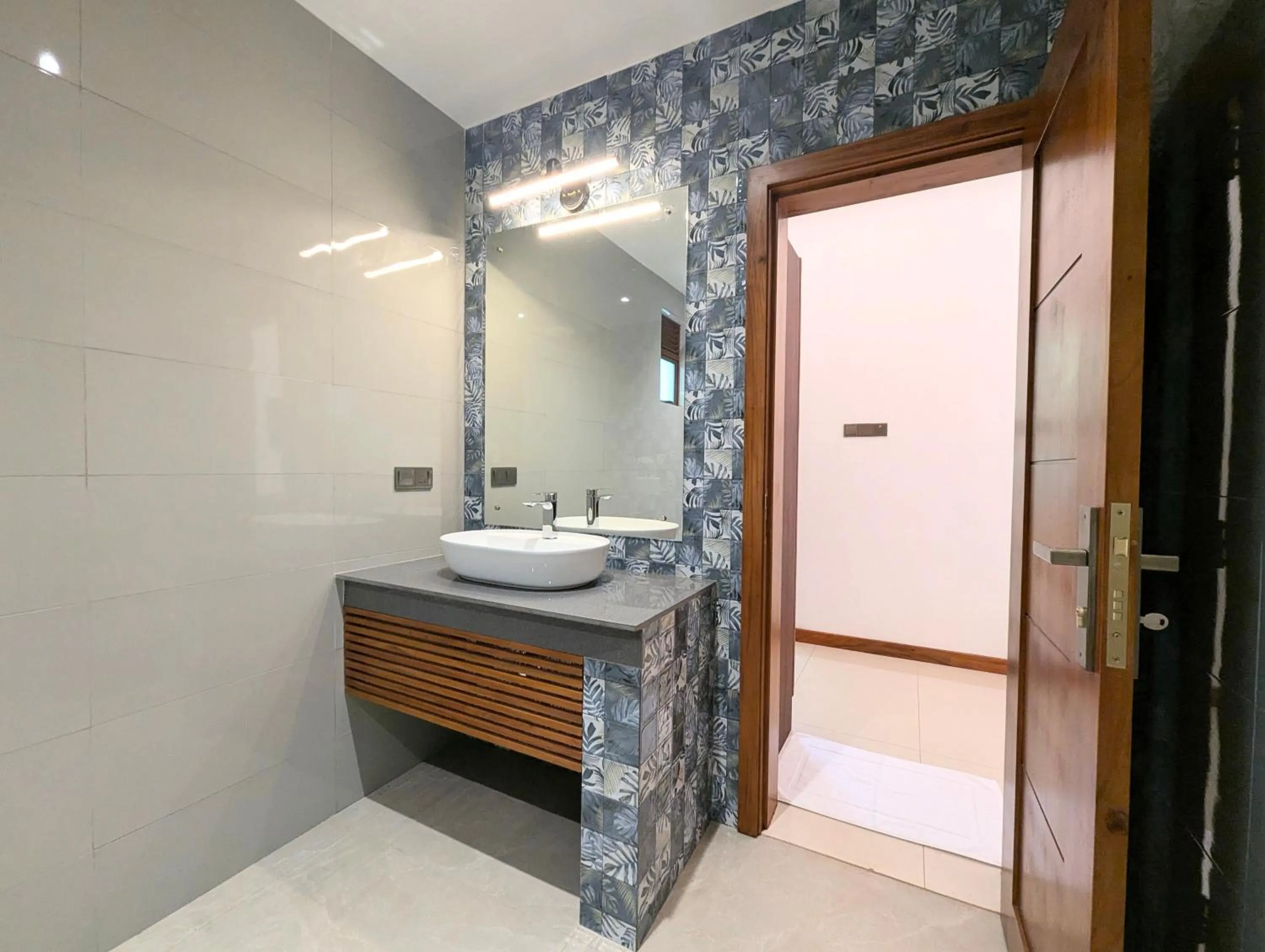 Bathroom in Pinthaliya Resort