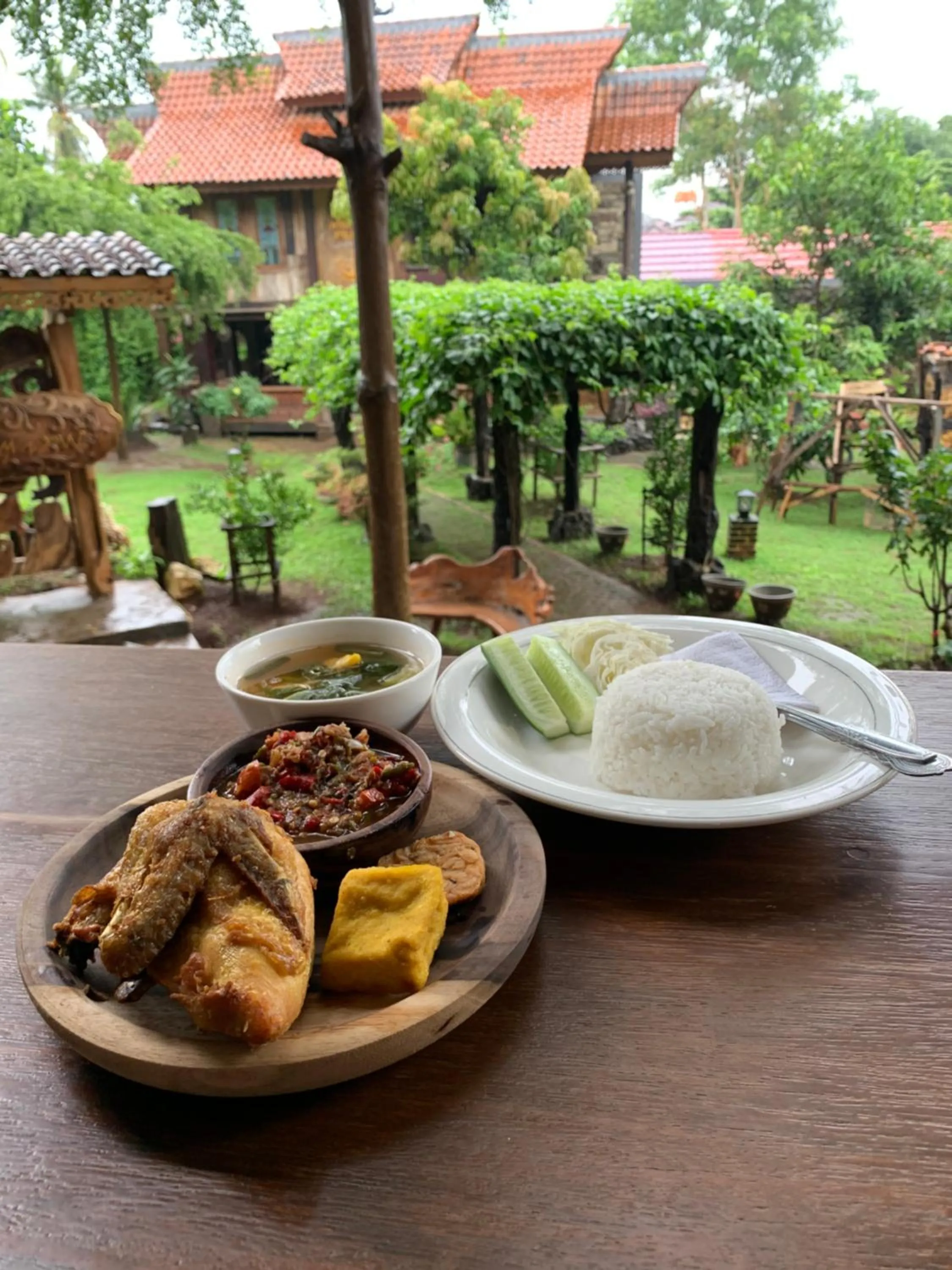 Lunch in Nuwono Tasya Syariah