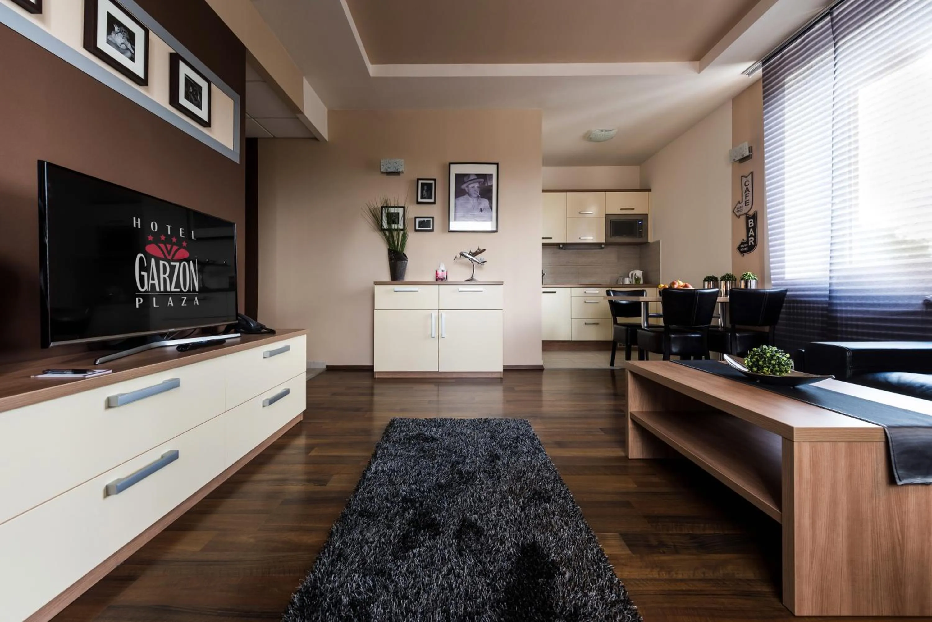 Living room in Hotel Garzon Plaza