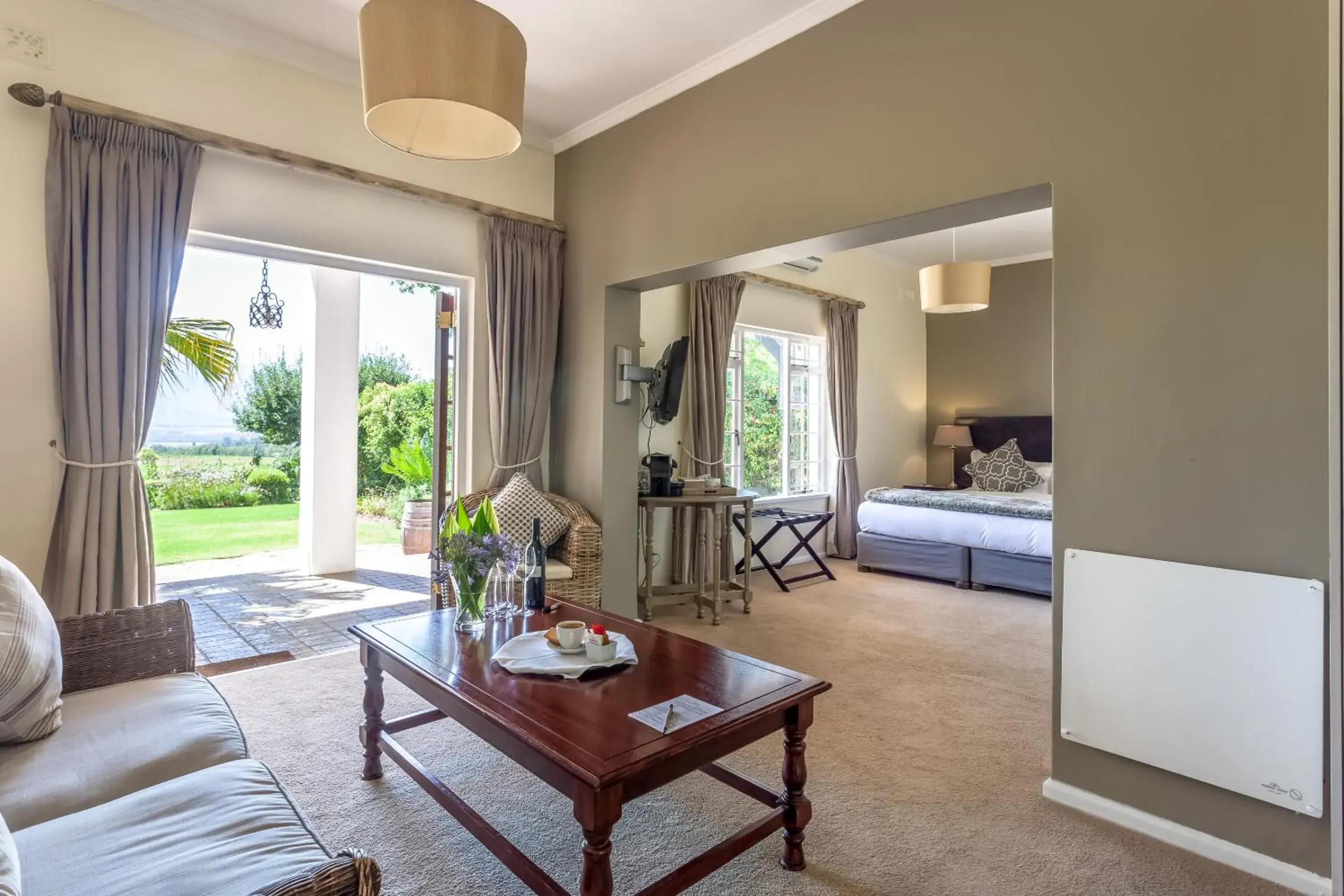 Garden Family Suite Korenbeurs in Wedgeview Country House & Spa Garden Family Suite Korenbeurs in Wedgeview Country House & Spa