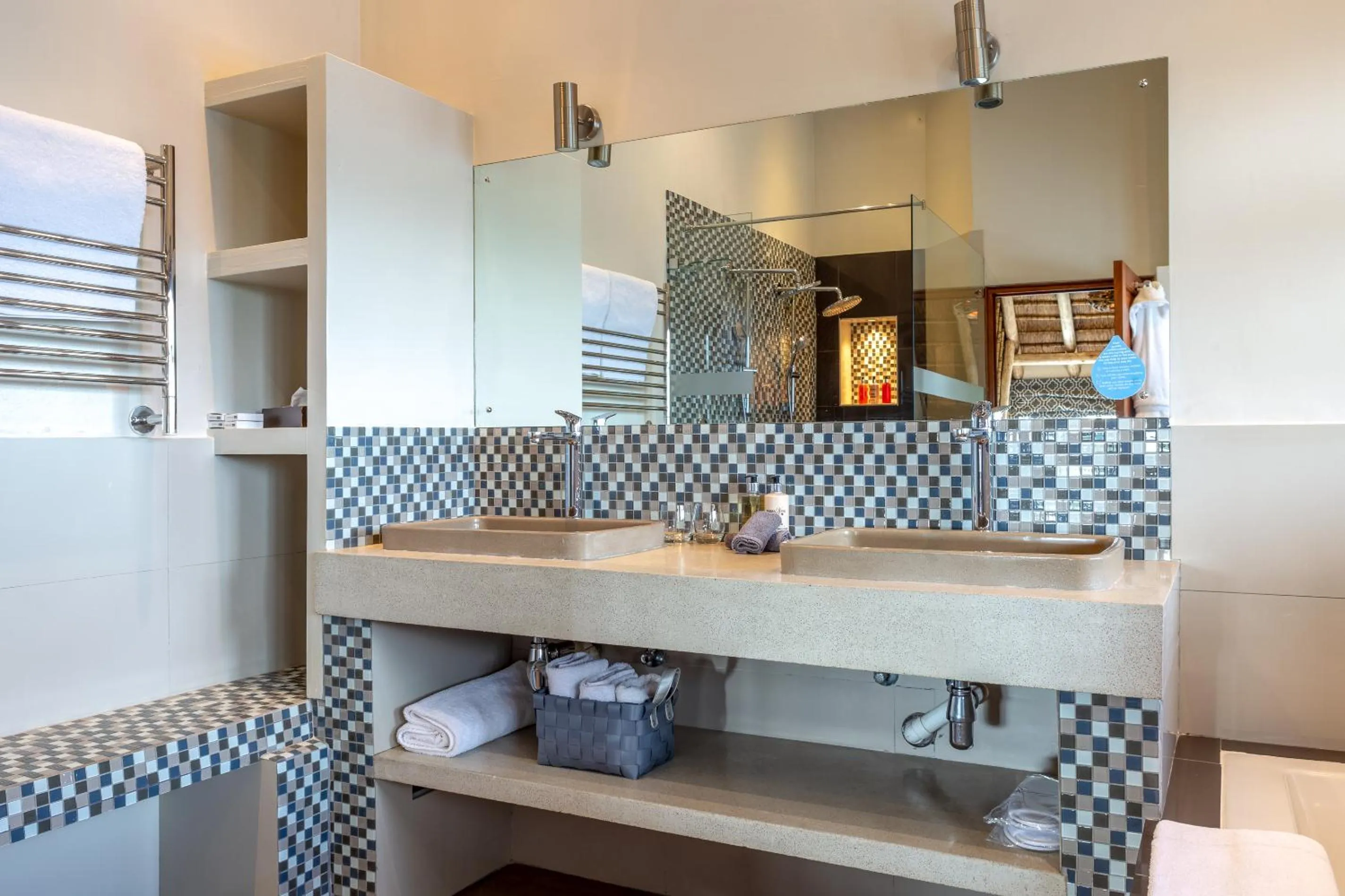 Bathroom in Wedgeview Country House & Spa