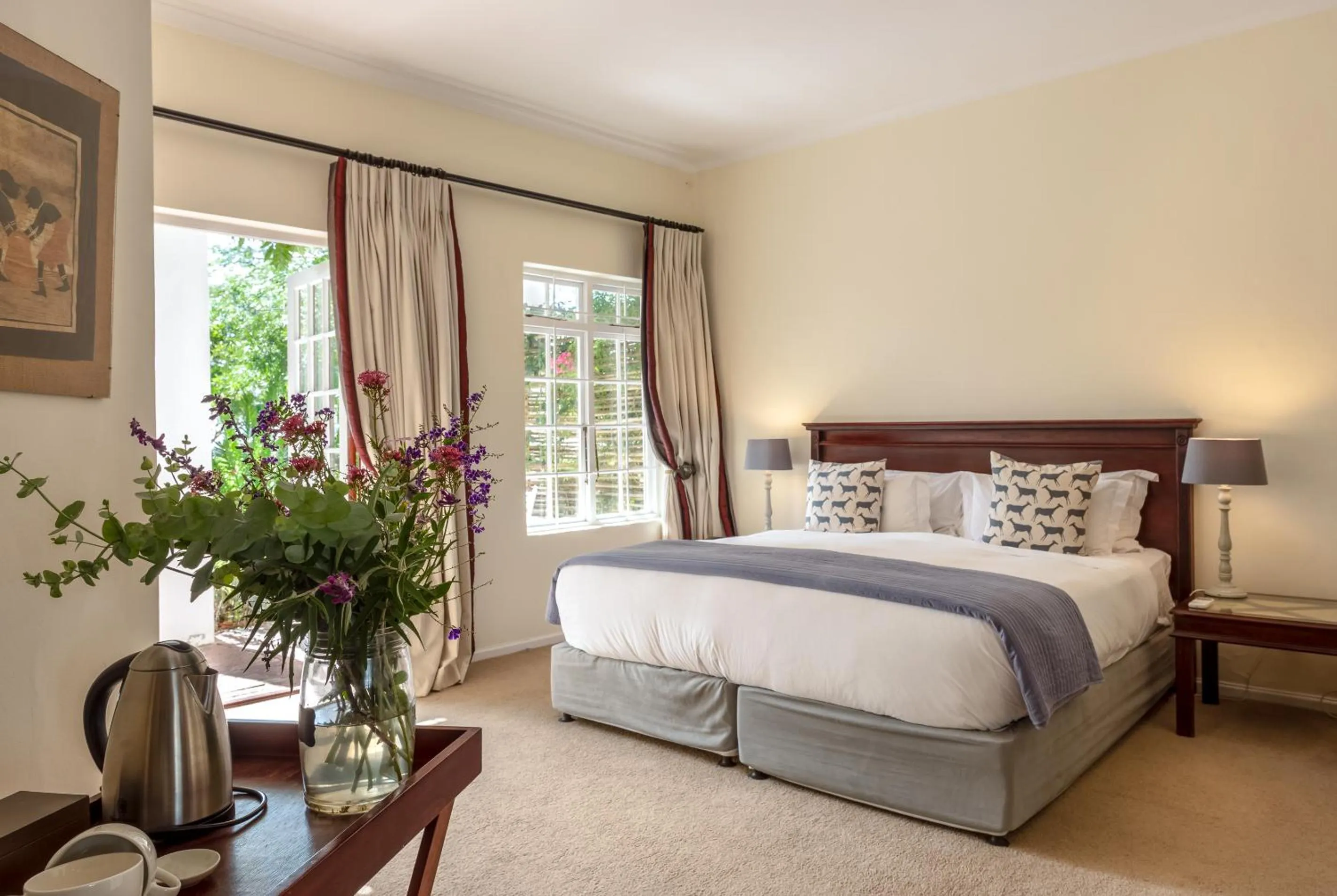Bed in Wedgeview Country House & Spa