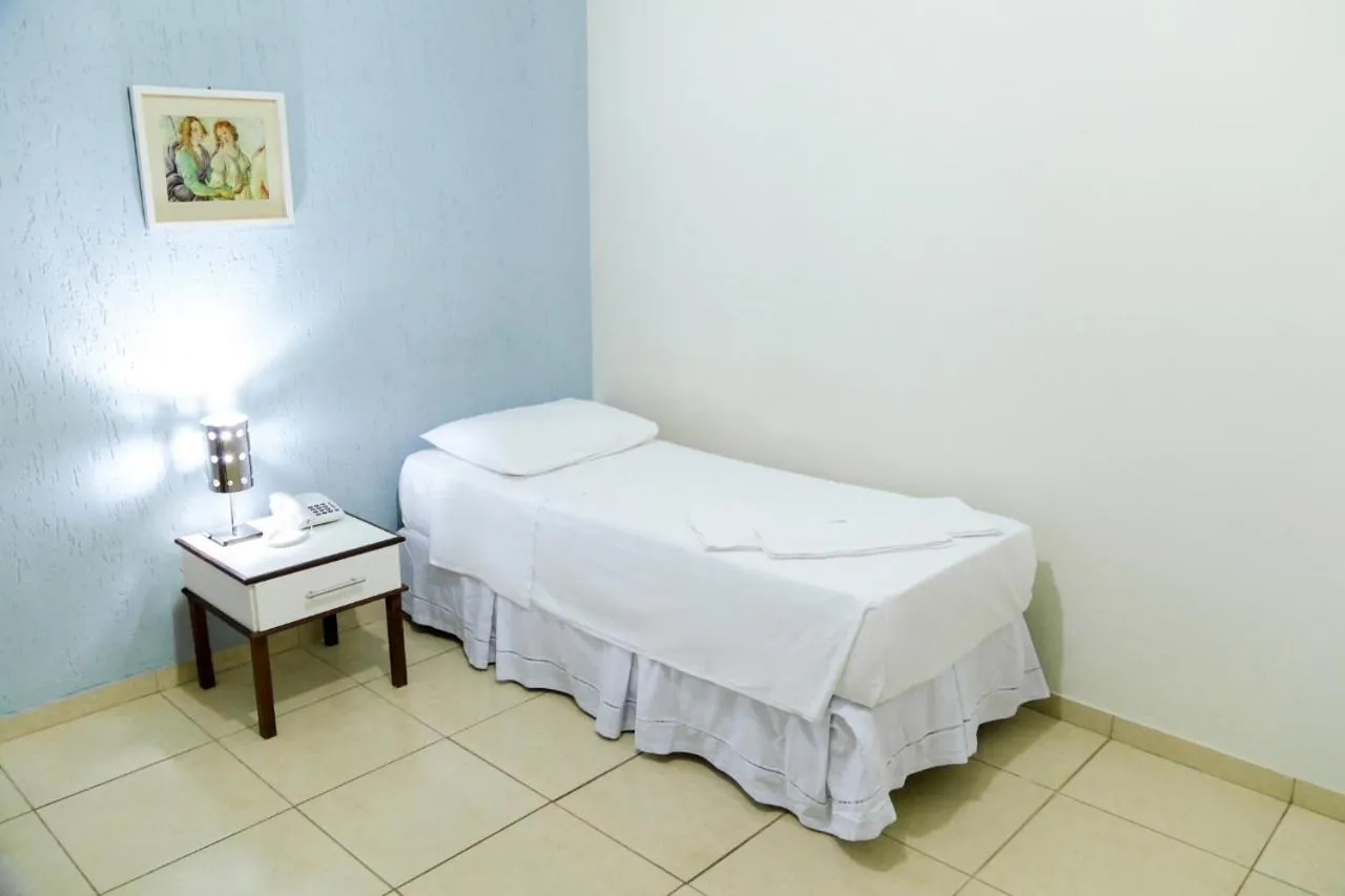 Photo of the whole room, Bed in Hotel Lumiar