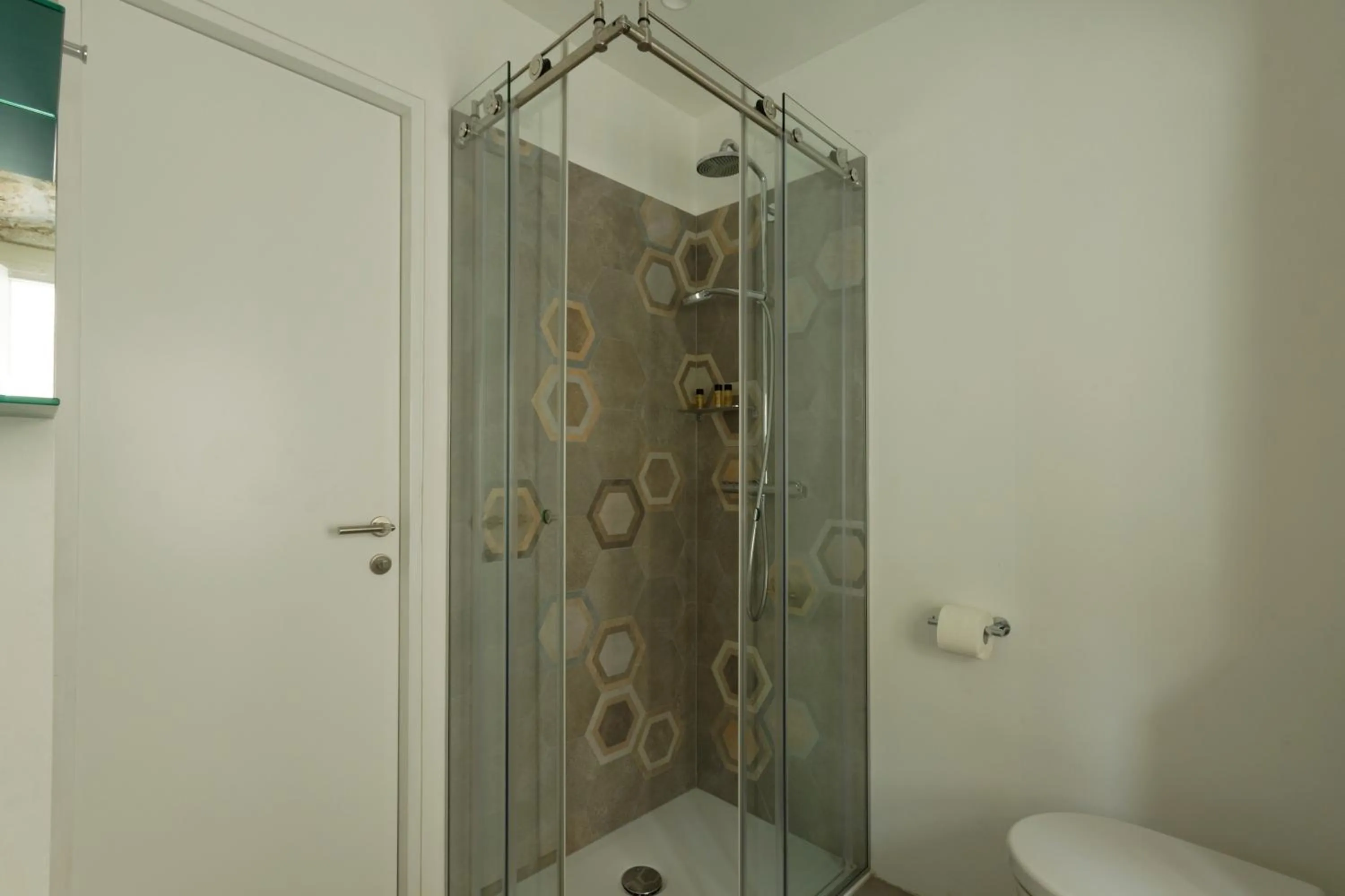 Bathroom in Apartments Eleganca