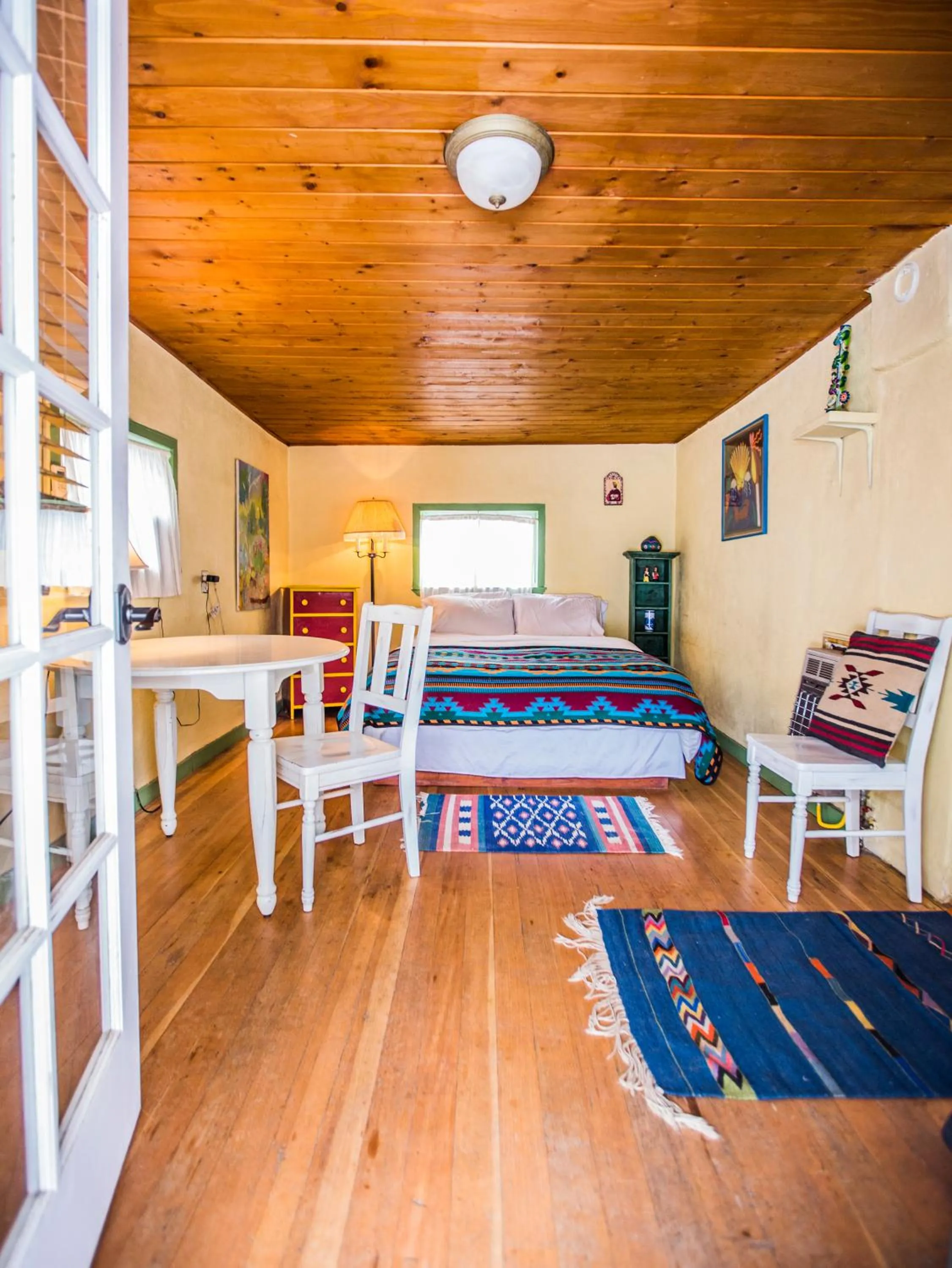 Bed in Taos Goji Farm & Eco-Lodge Retreat