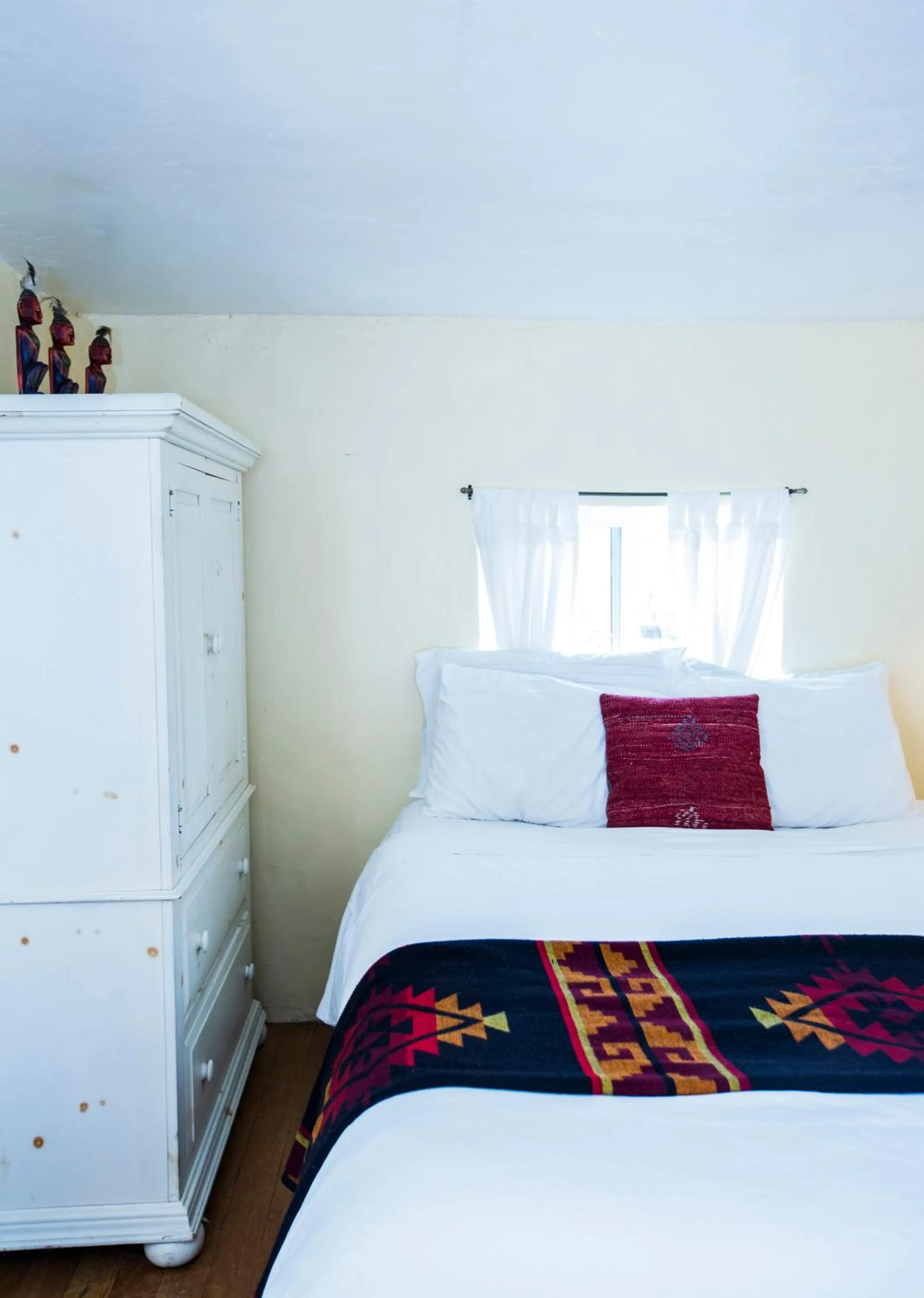 Bed in Taos Goji Farm & Eco-Lodge Retreat