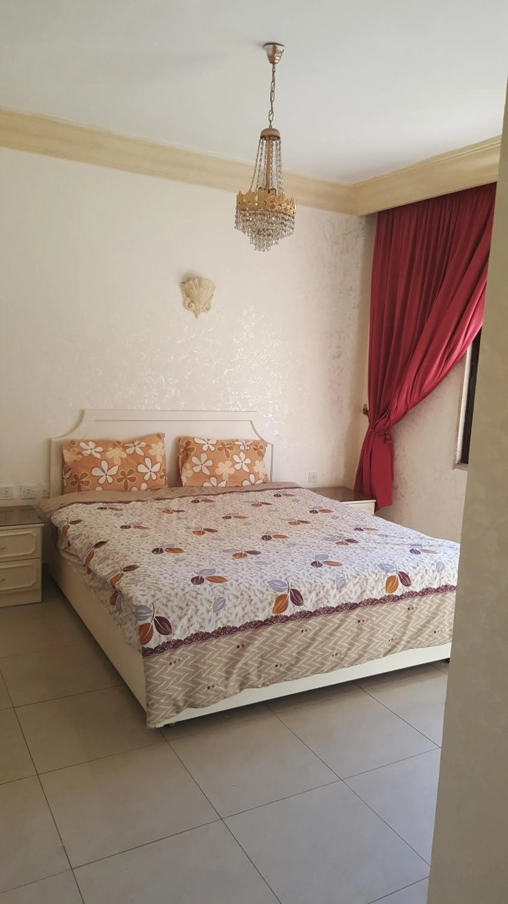 Bed in Al Khaleej Hotel Apartments