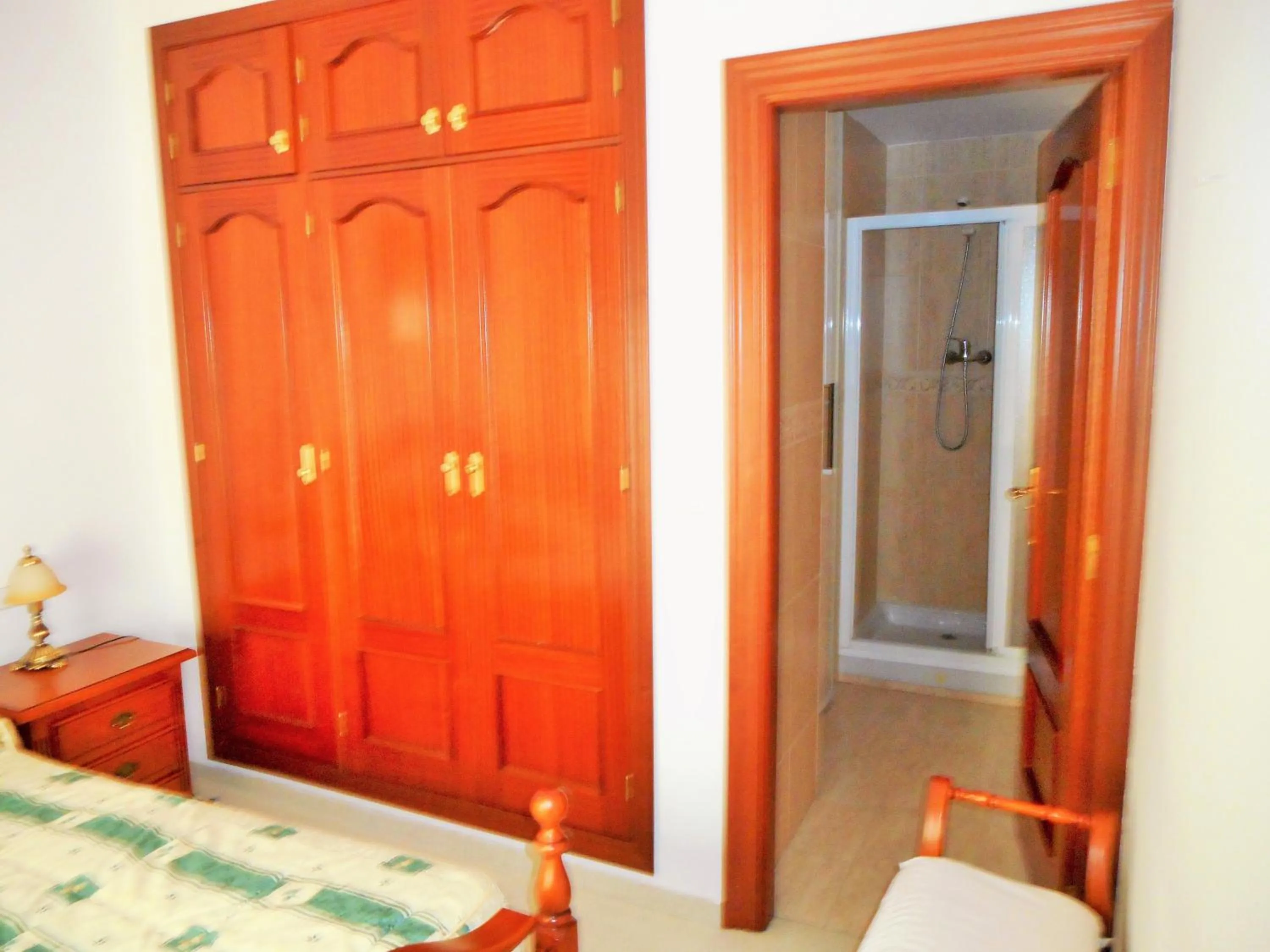 Bedroom, Bed in Martin House & Granada