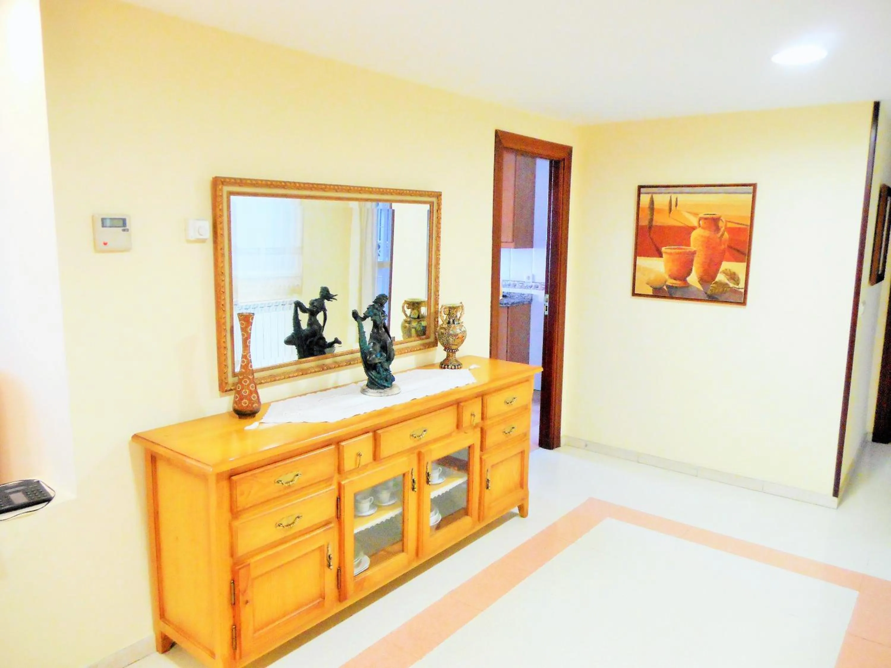 Communal lounge/ TV room in Martin House & Granada