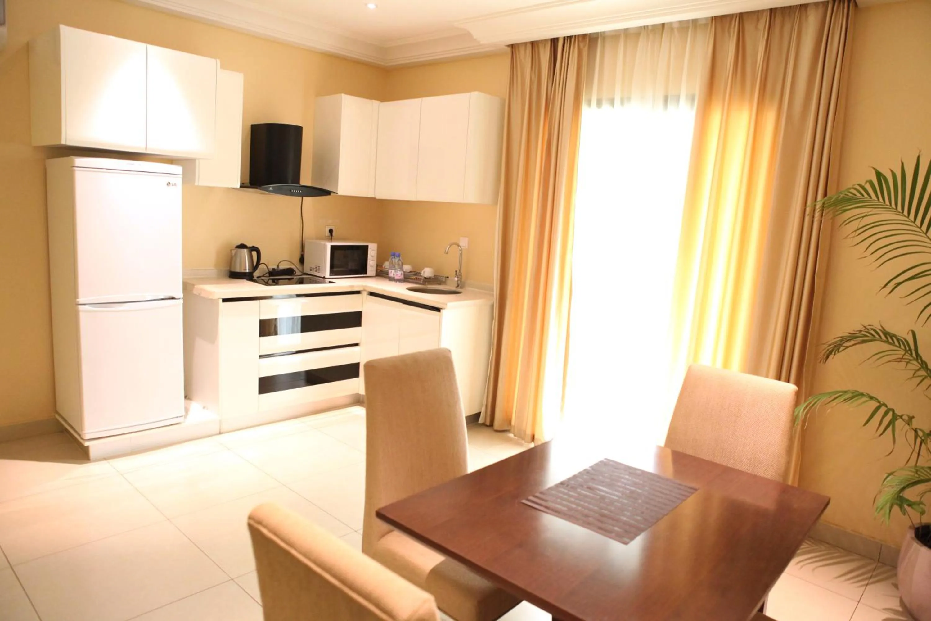 Kitchen or kitchenette in Grand MiCasa ACI 2000