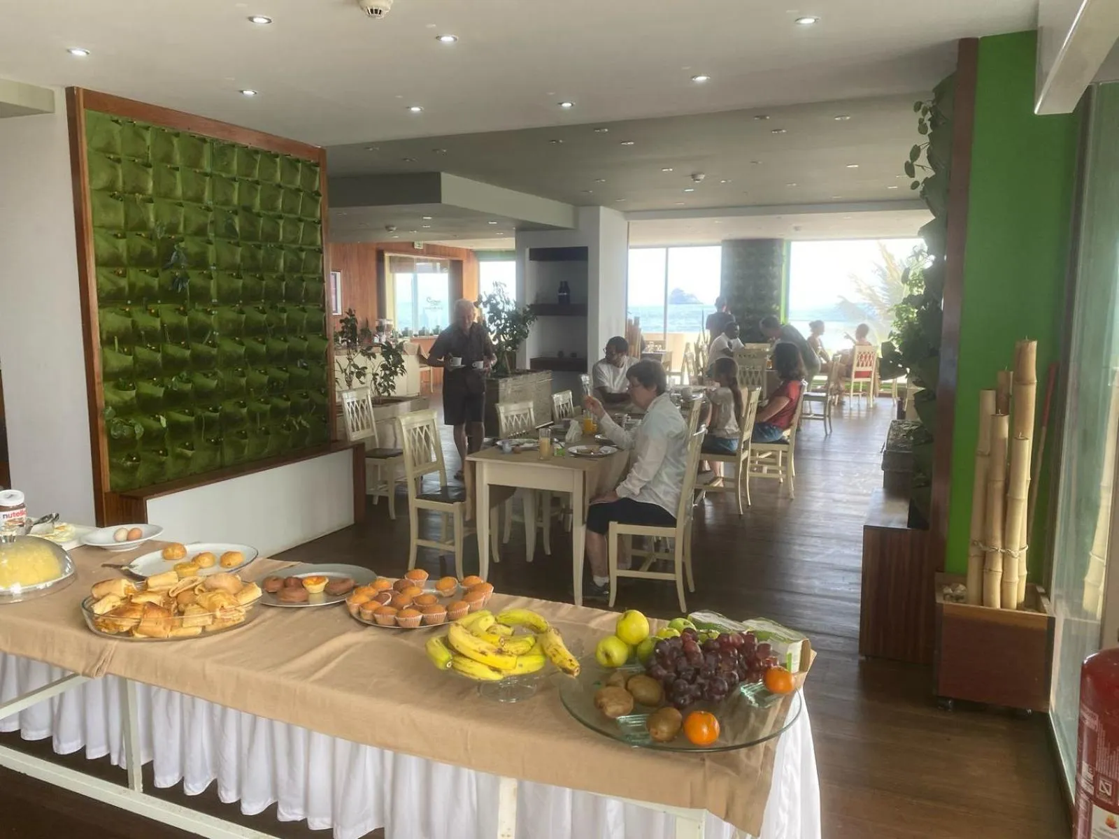 Breakfast in Las Rochas