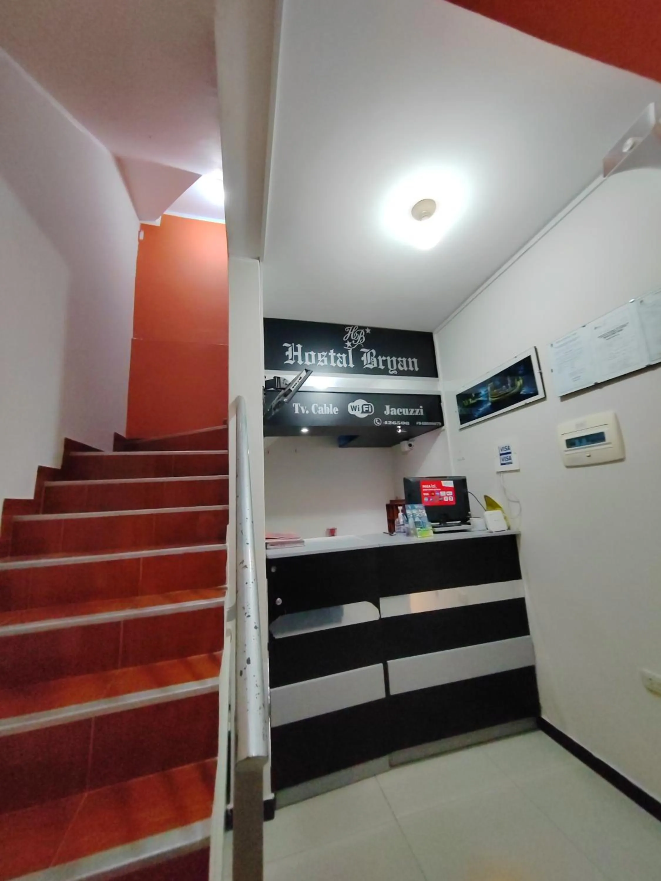 Lobby or reception in Hostal Bryan