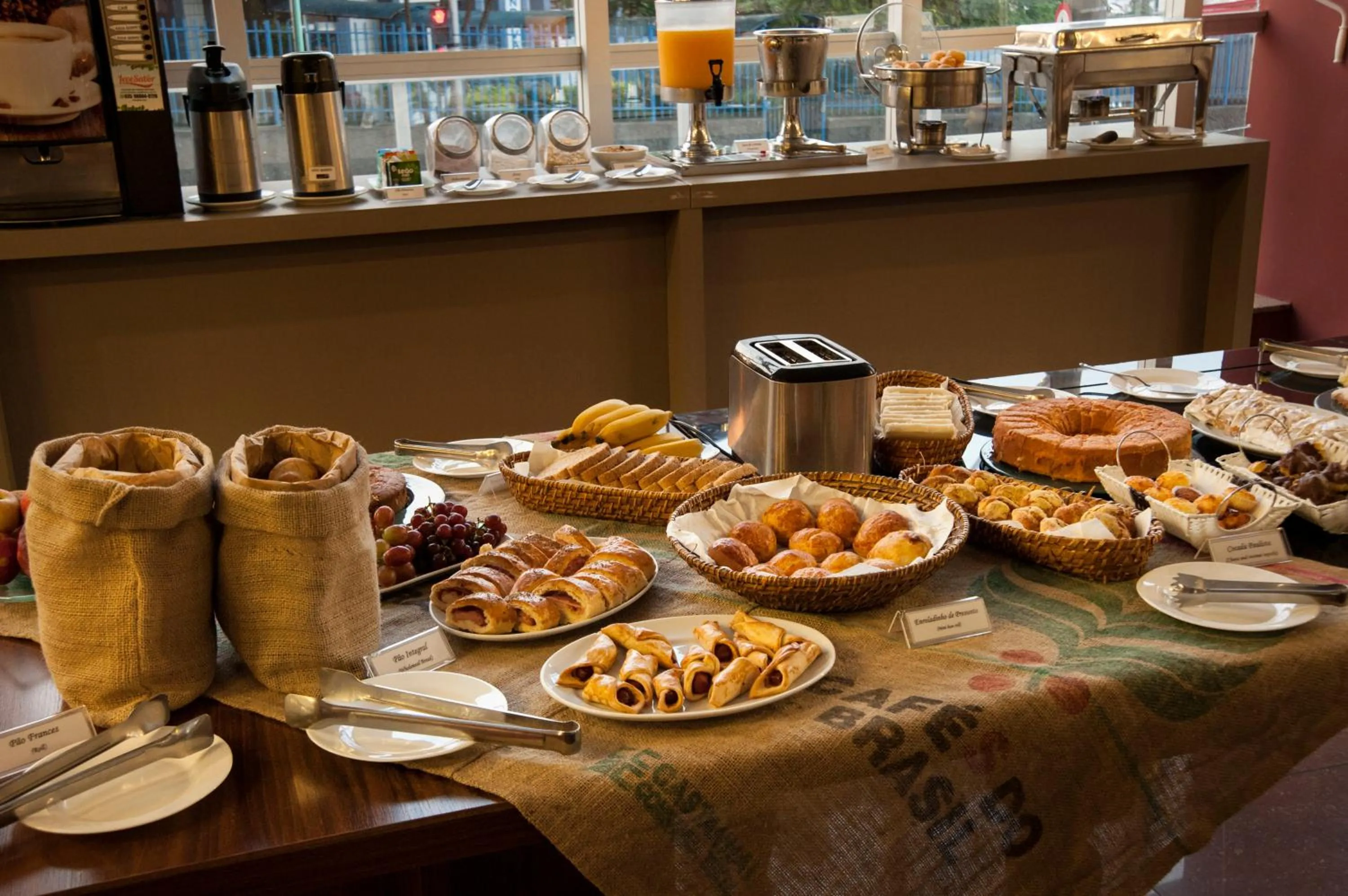 Tryp by Wyndham Varginha Cafe Royal