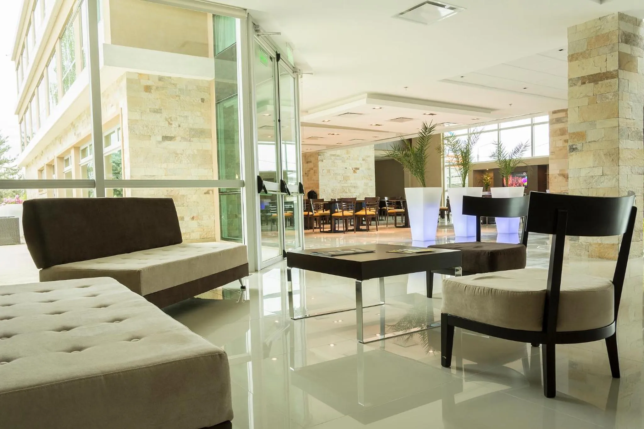 Lobby or reception in Howard Johnson Neuquen