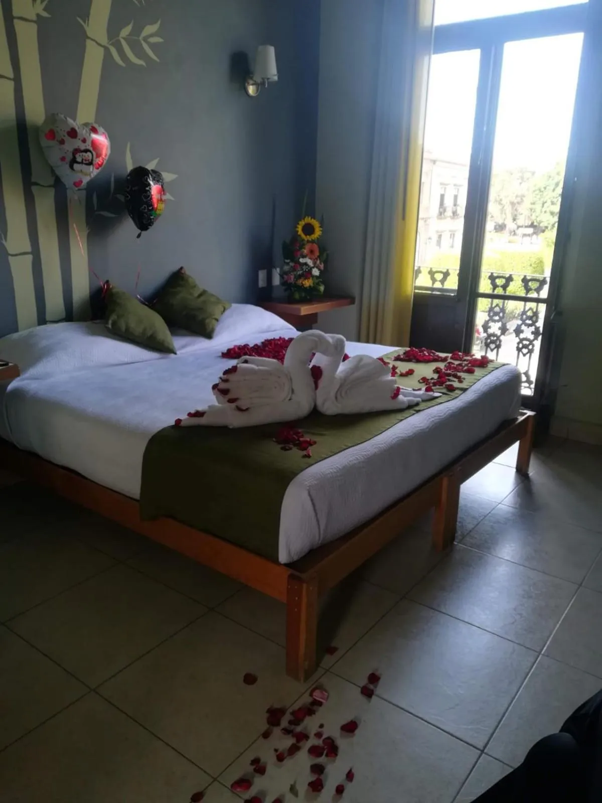Photo of the whole room, Bed in Hotel Plaza Queretaro