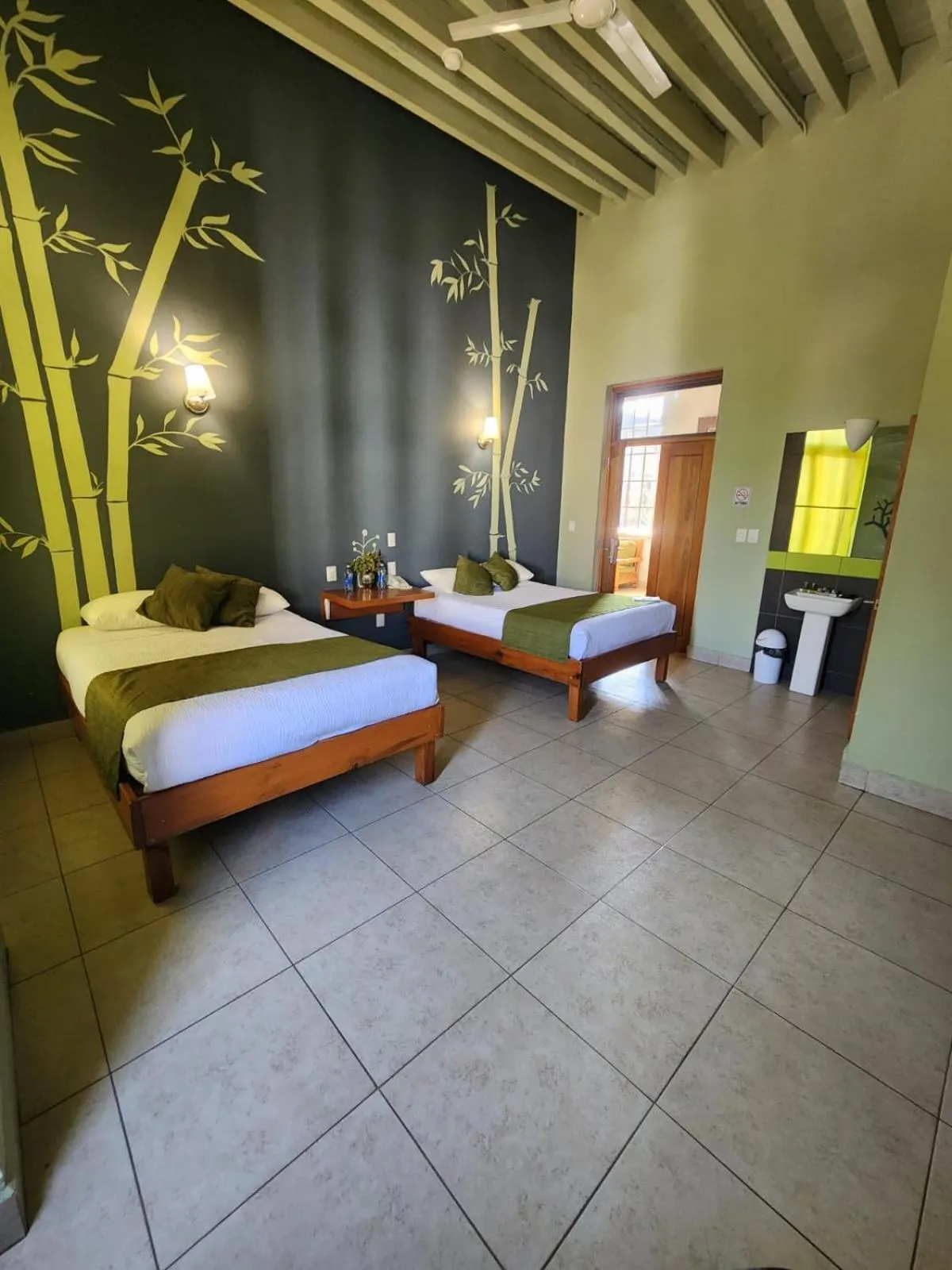 Bedroom, Bed in Hotel Plaza Queretaro