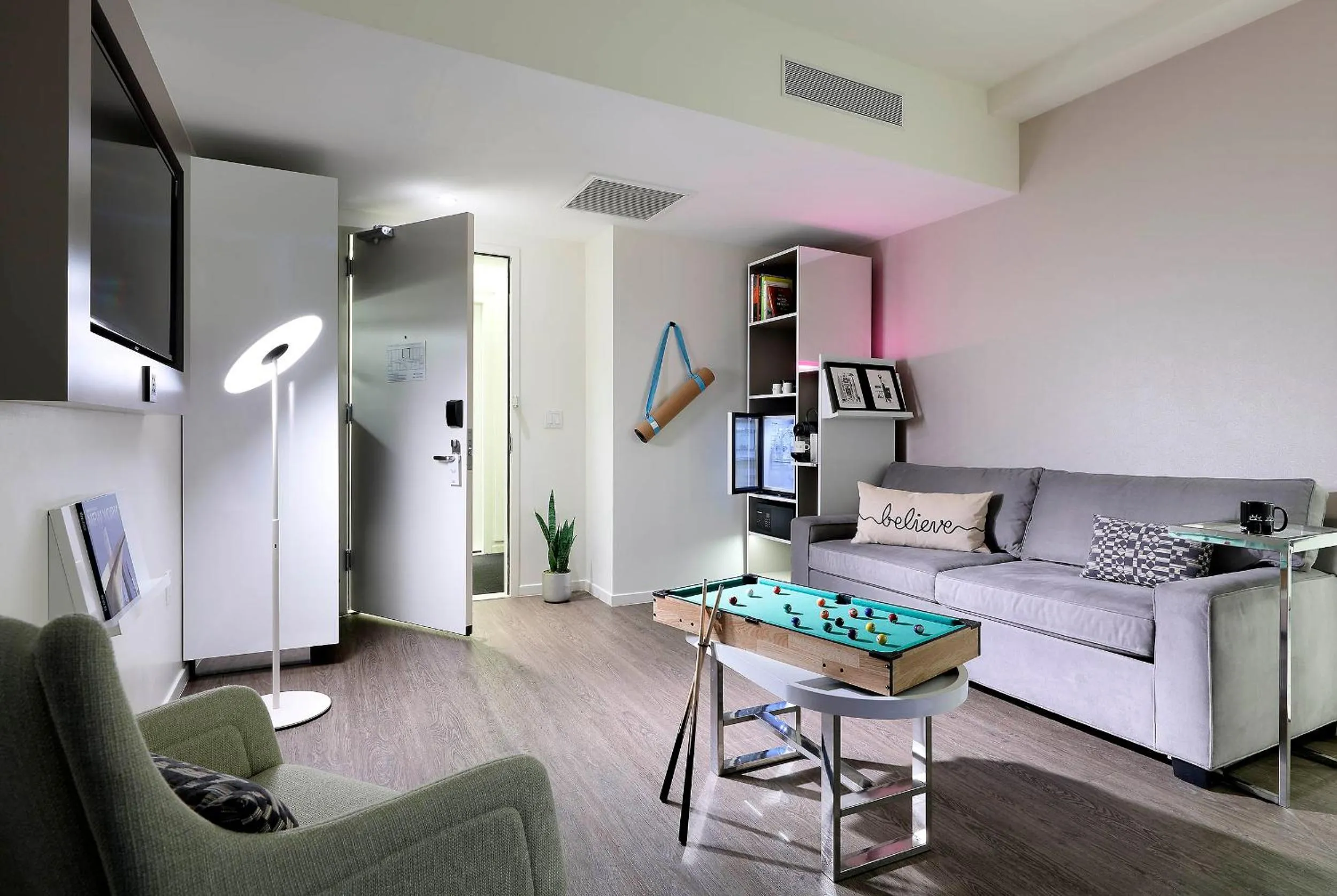 Living room in INNSiDE by Meliá New York Nomad