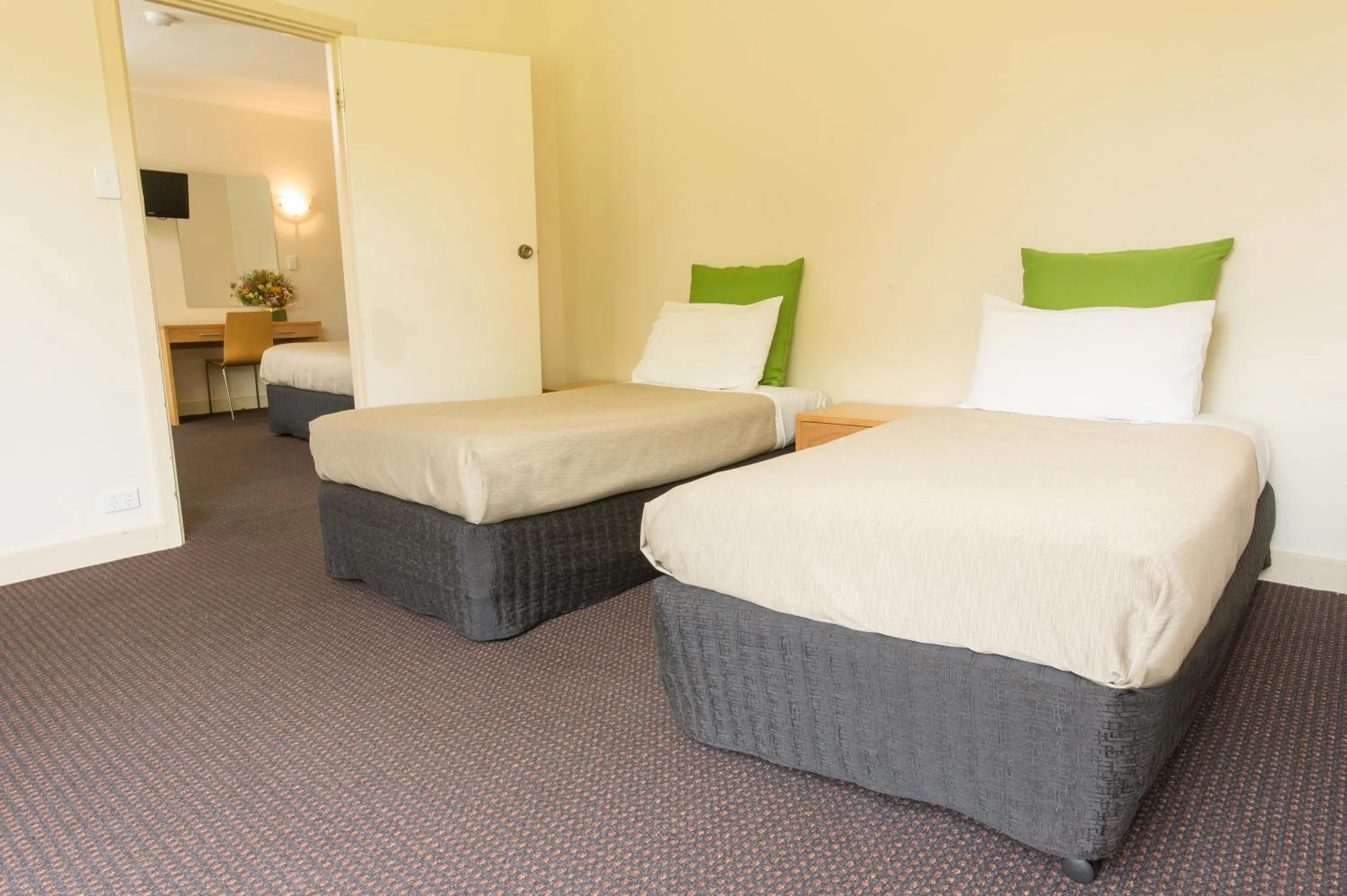 Bedroom, Bed in Renmark Country Club