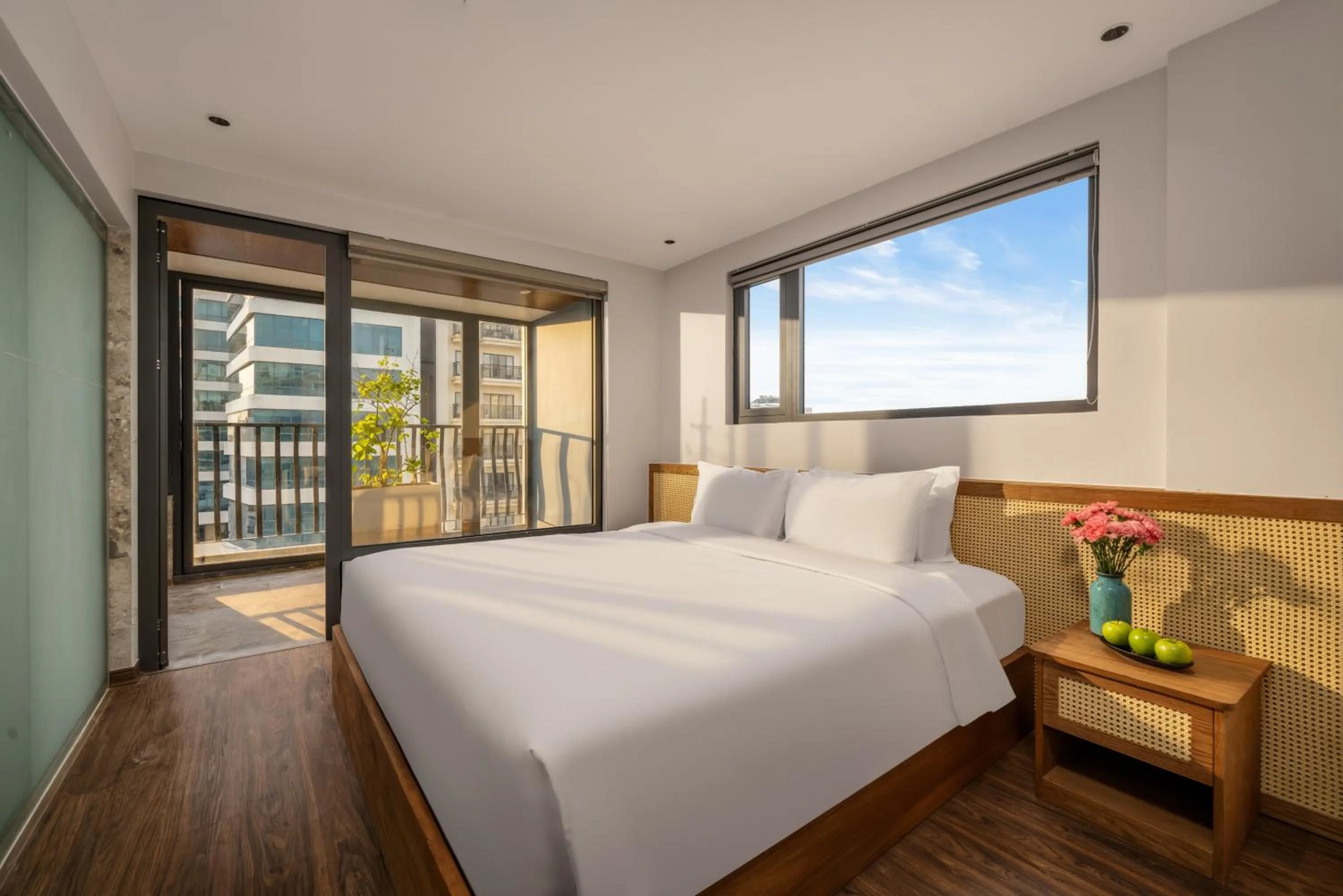 View (from property/room), Bed in Taian Hotel & Apartment