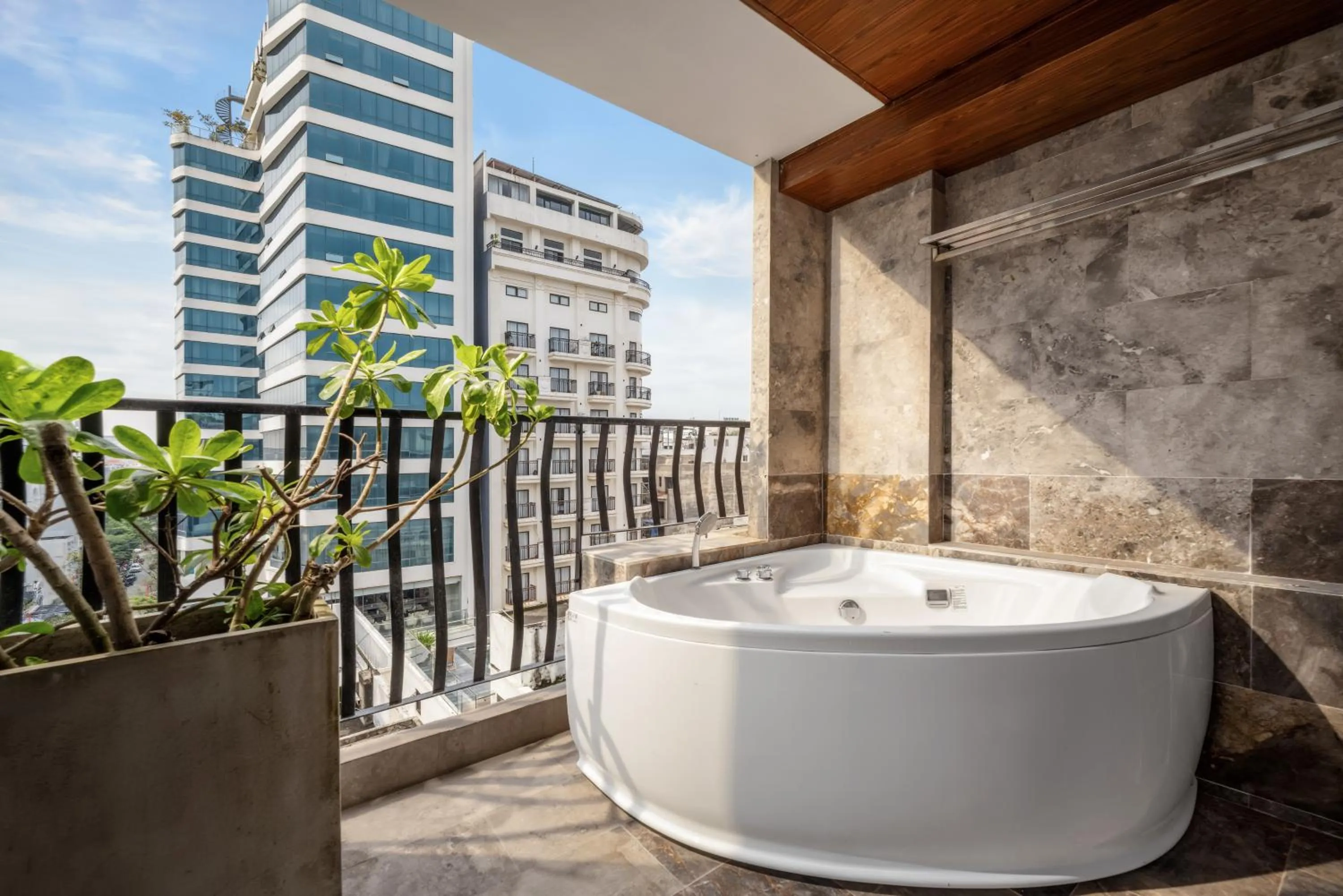 Day in Taian Hotel & Apartment