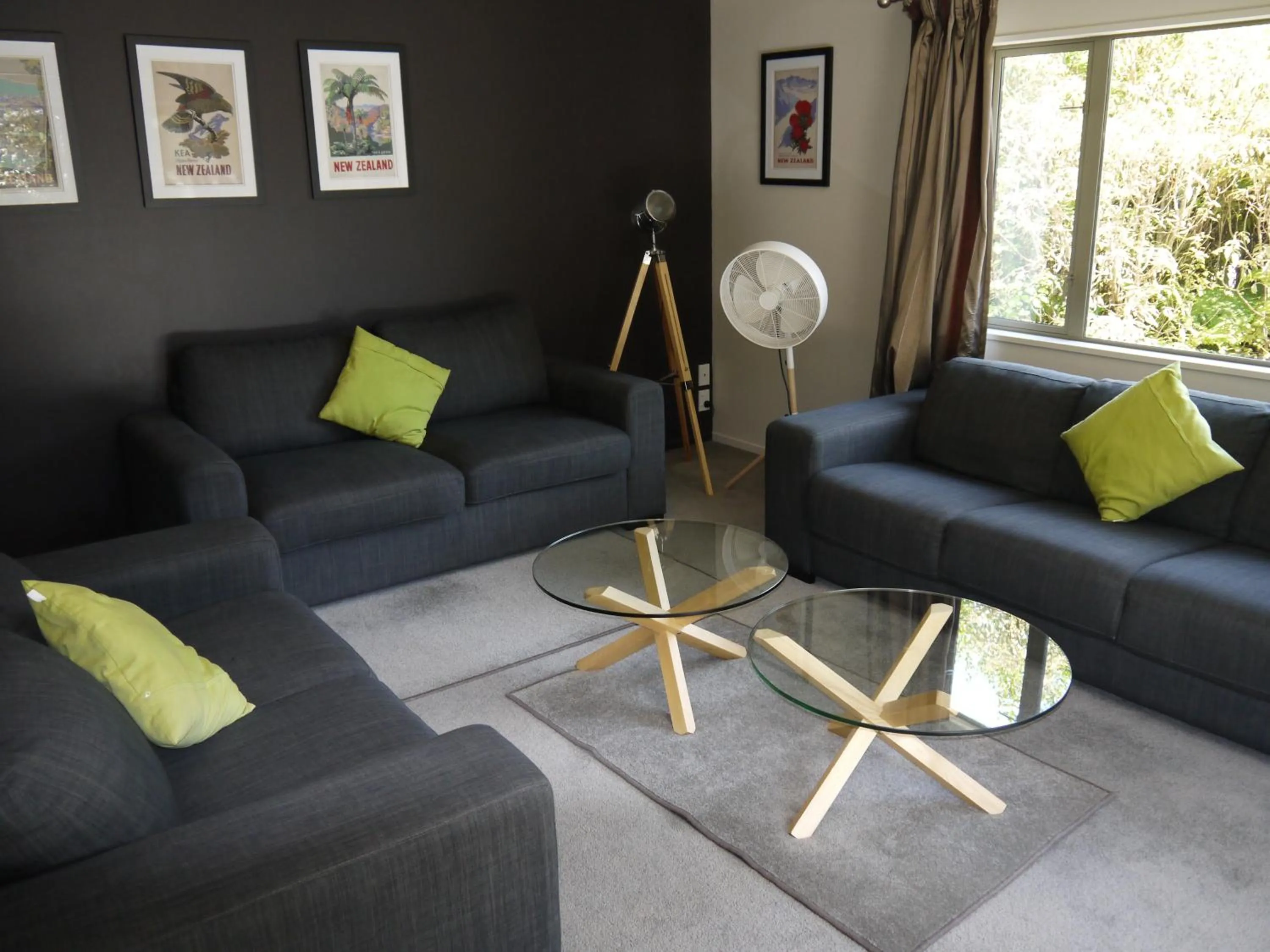 Living room in Franz Josef Treetops