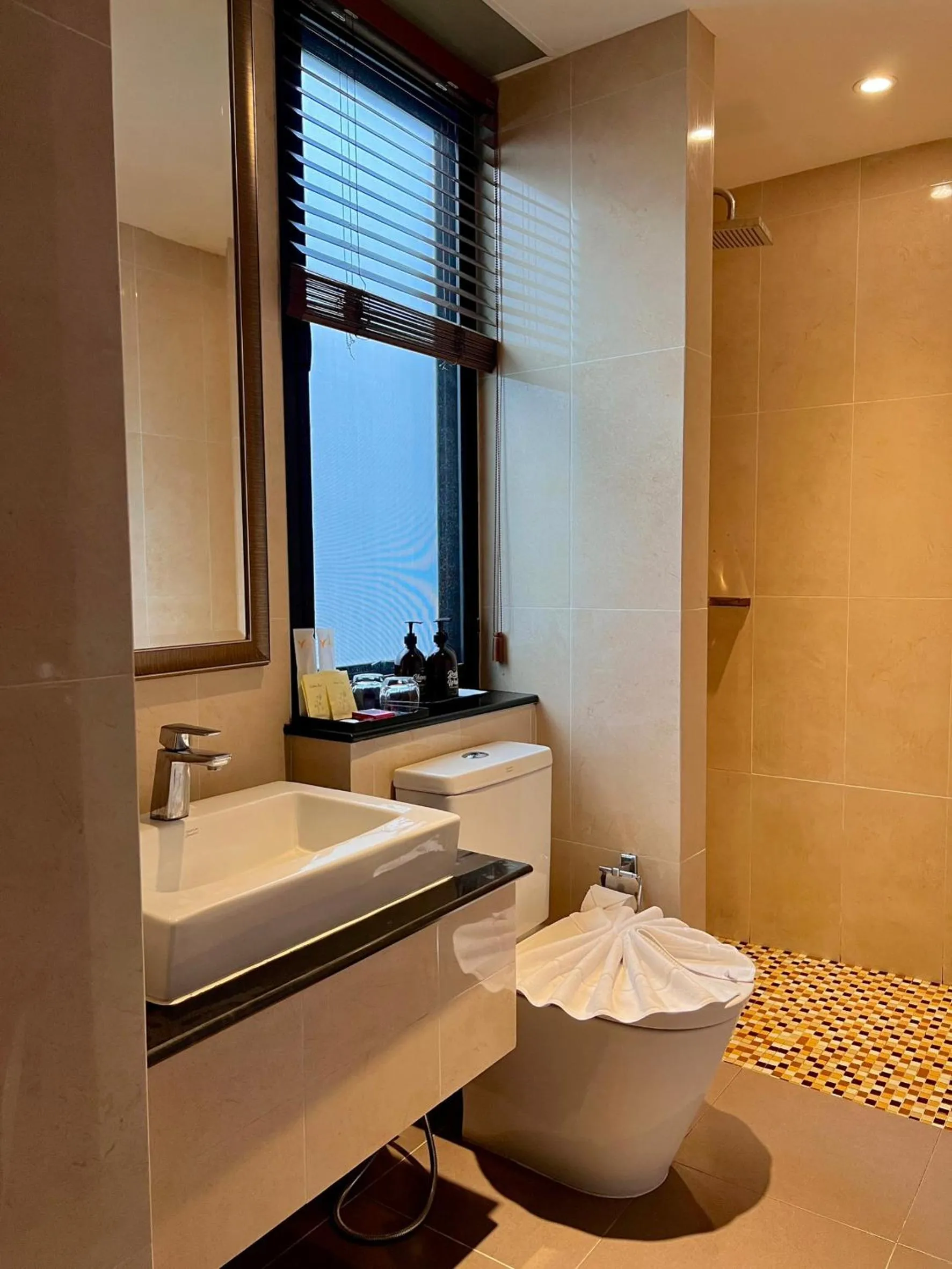 Yotaka Bangkok Hotel