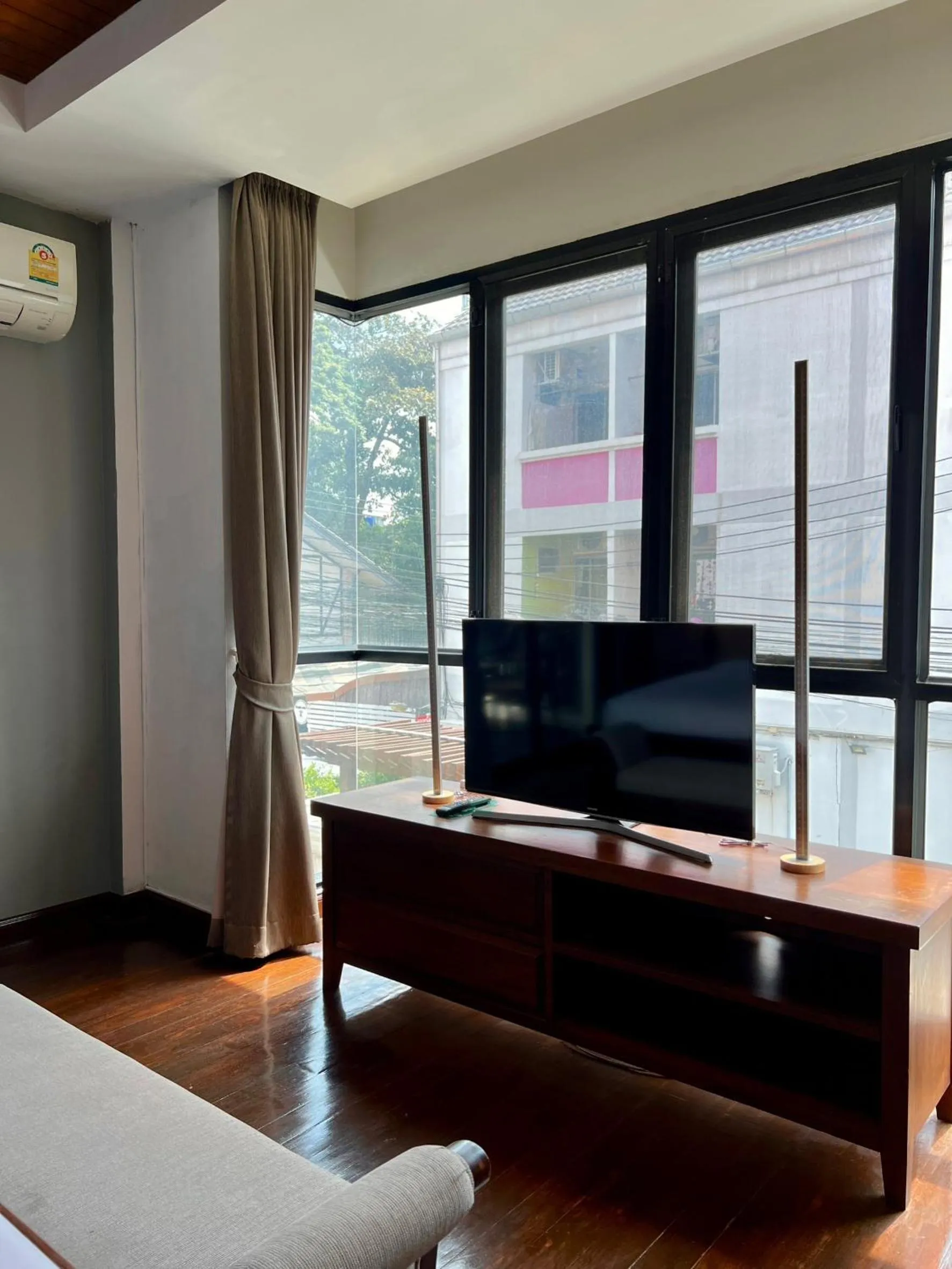 Yotaka Bangkok Hotel