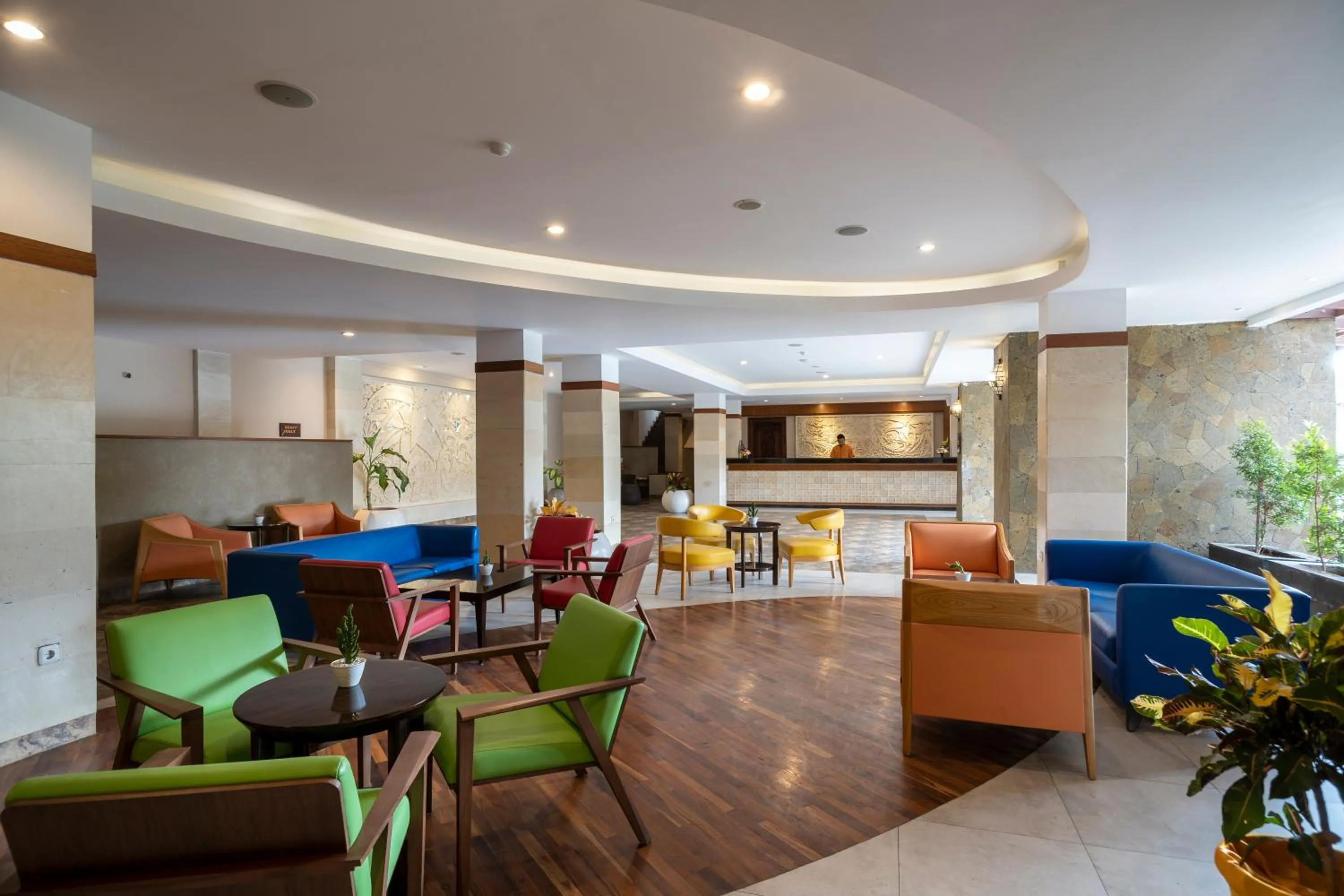 Lobby or reception in d'Nusa Beach Club and Resort