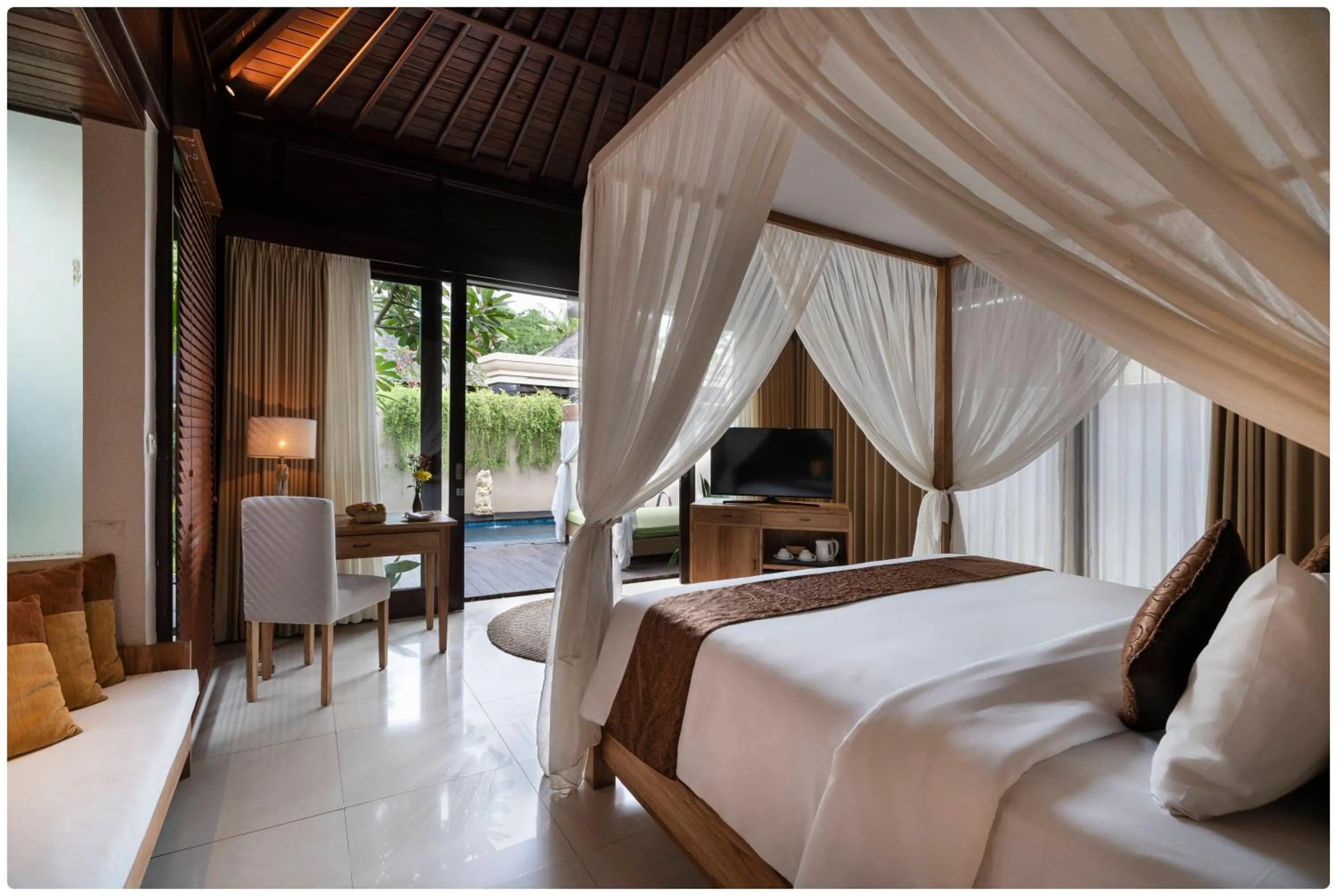 Bedroom, Bed in d'Nusa Beach Club and Resort