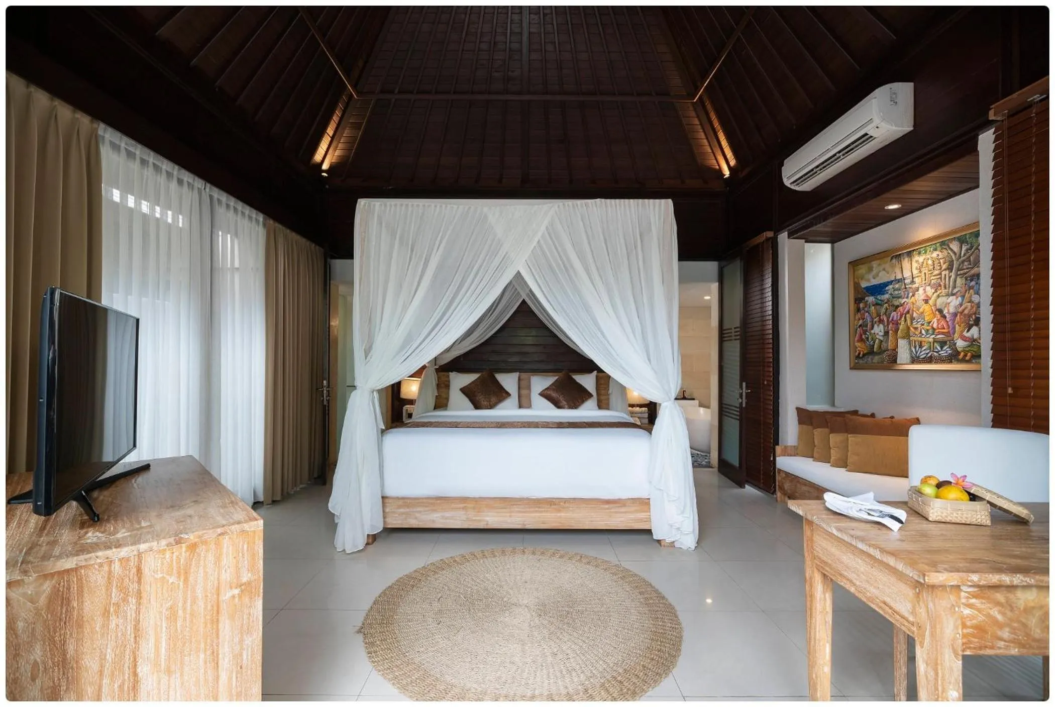Photo of the whole room, Bed in d'Nusa Beach Club and Resort