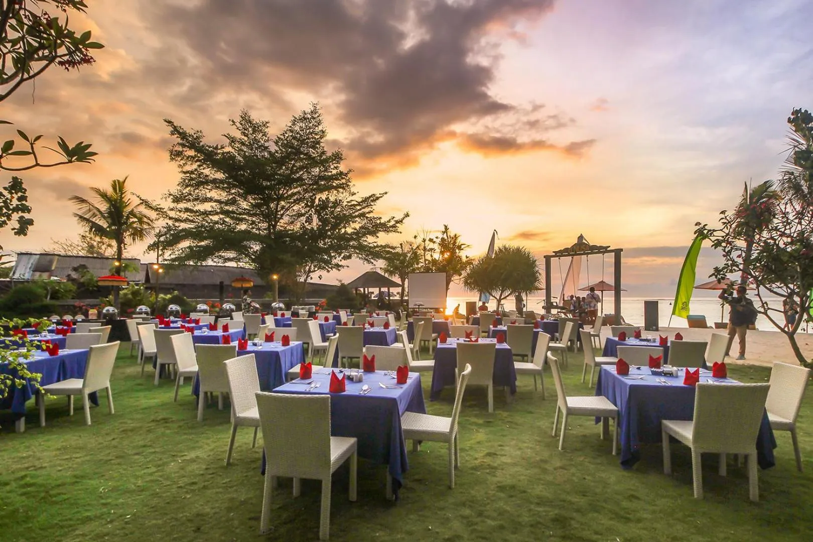 Banquet/Function facilities in d'Nusa Beach Club and Resort