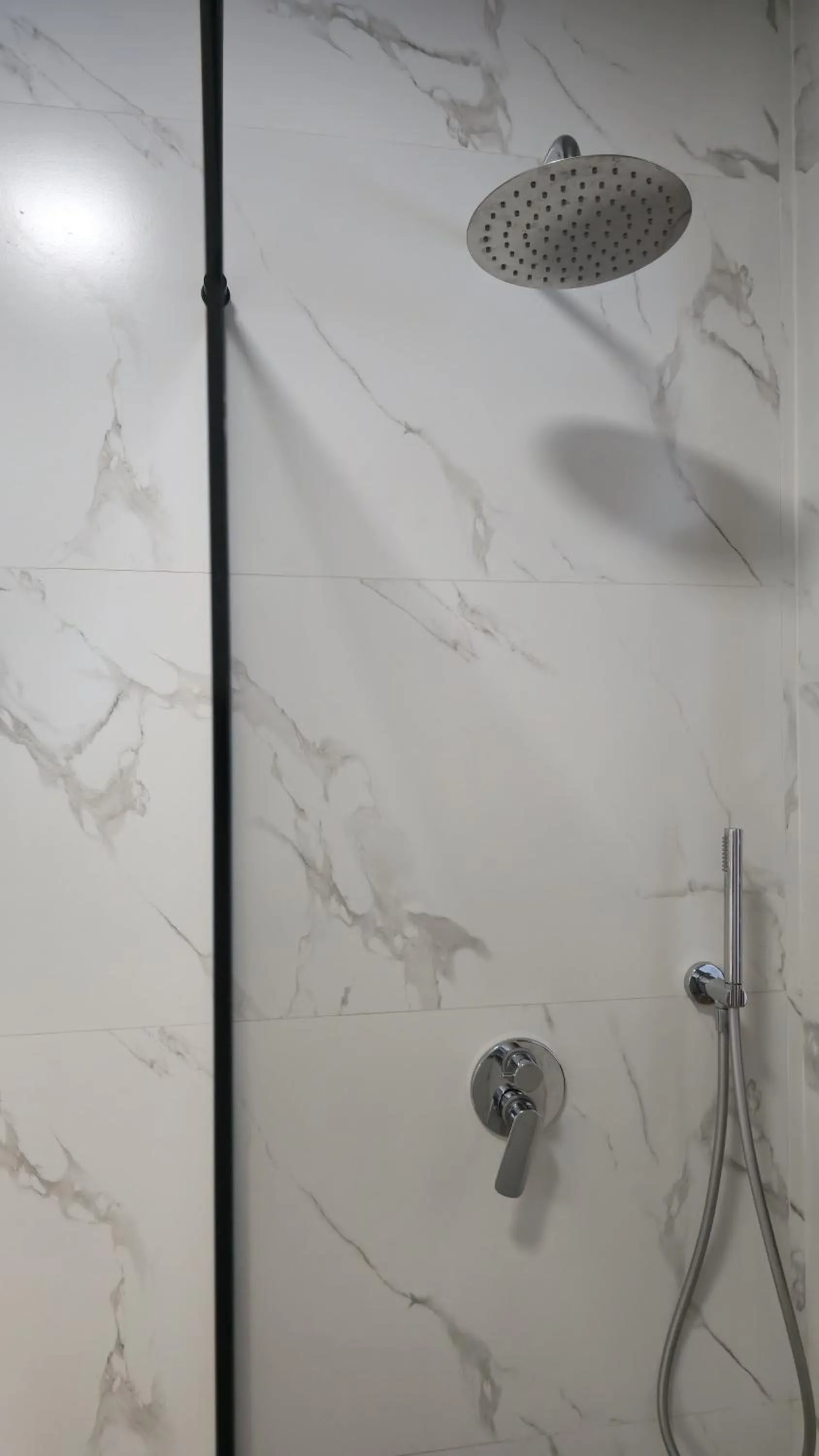 Shower in HOTEL VILA 15 - CENTER