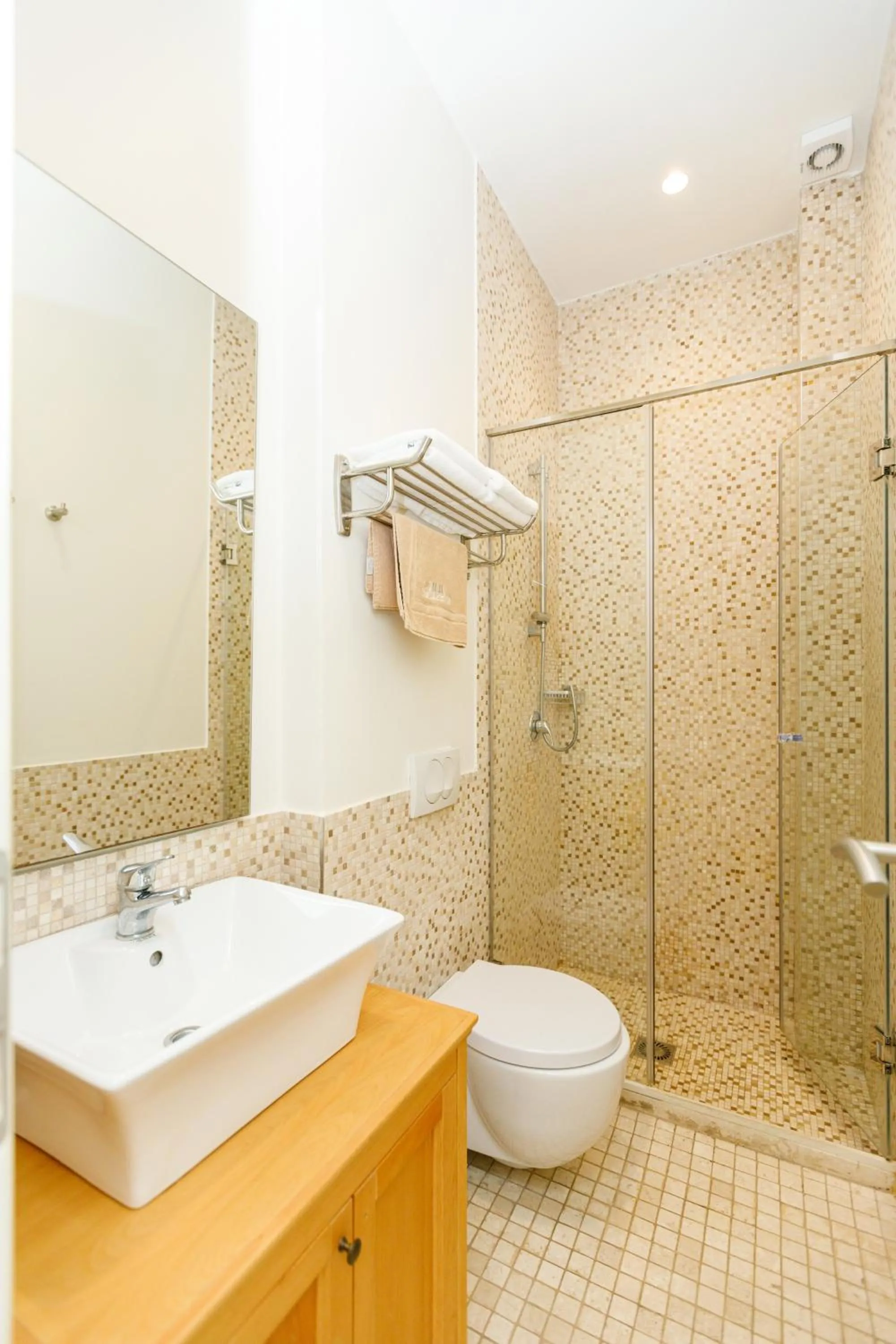 Shower in Le Palazzine Hotel