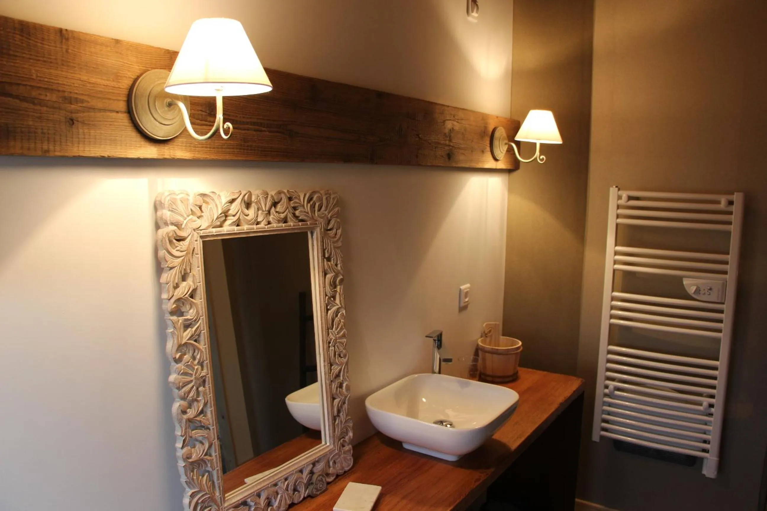 Bathroom in La Grange du couvent B&B