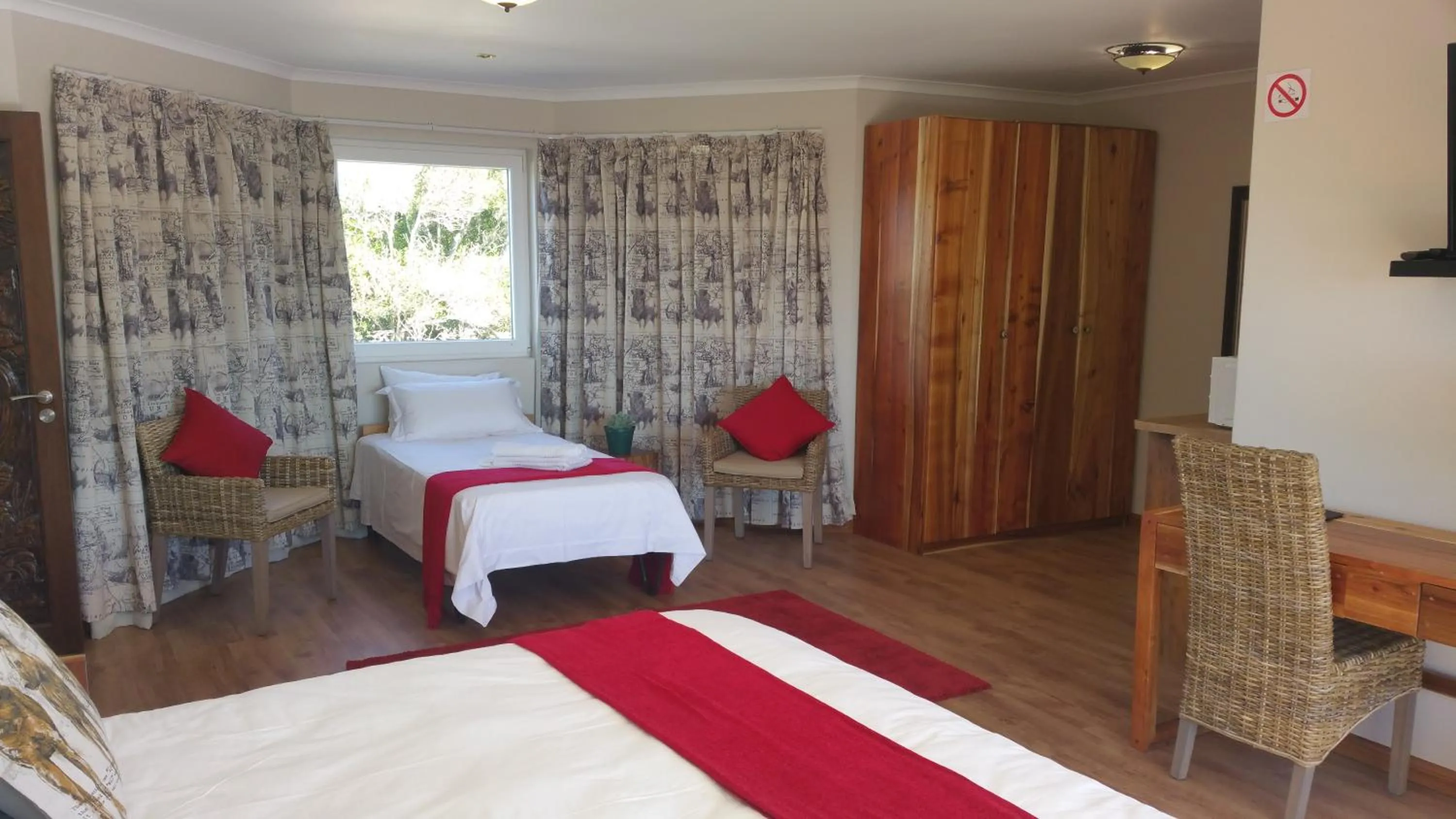 Bedroom, Bed in Lala Panzi B&B