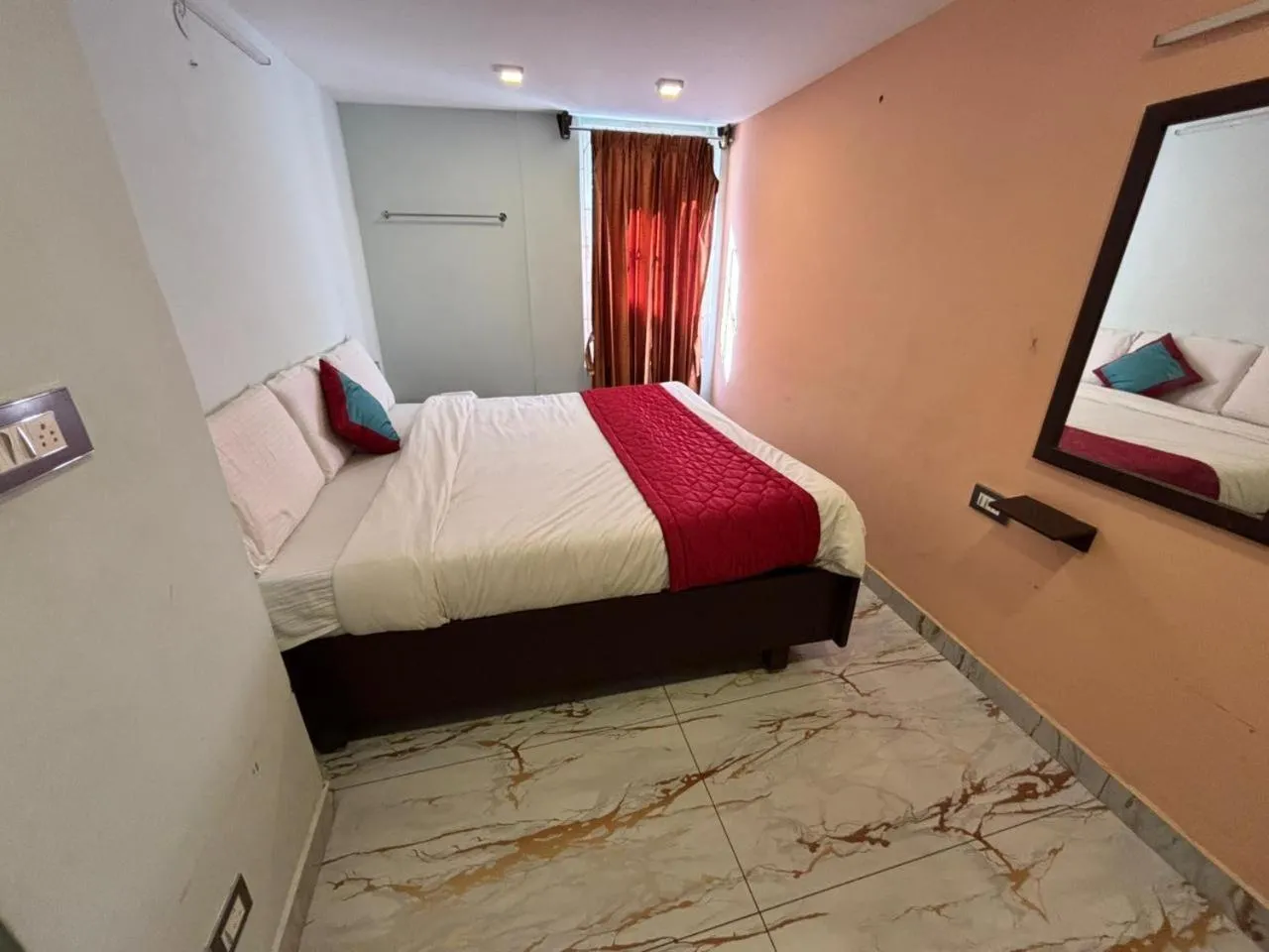 Ponmurugan Residency