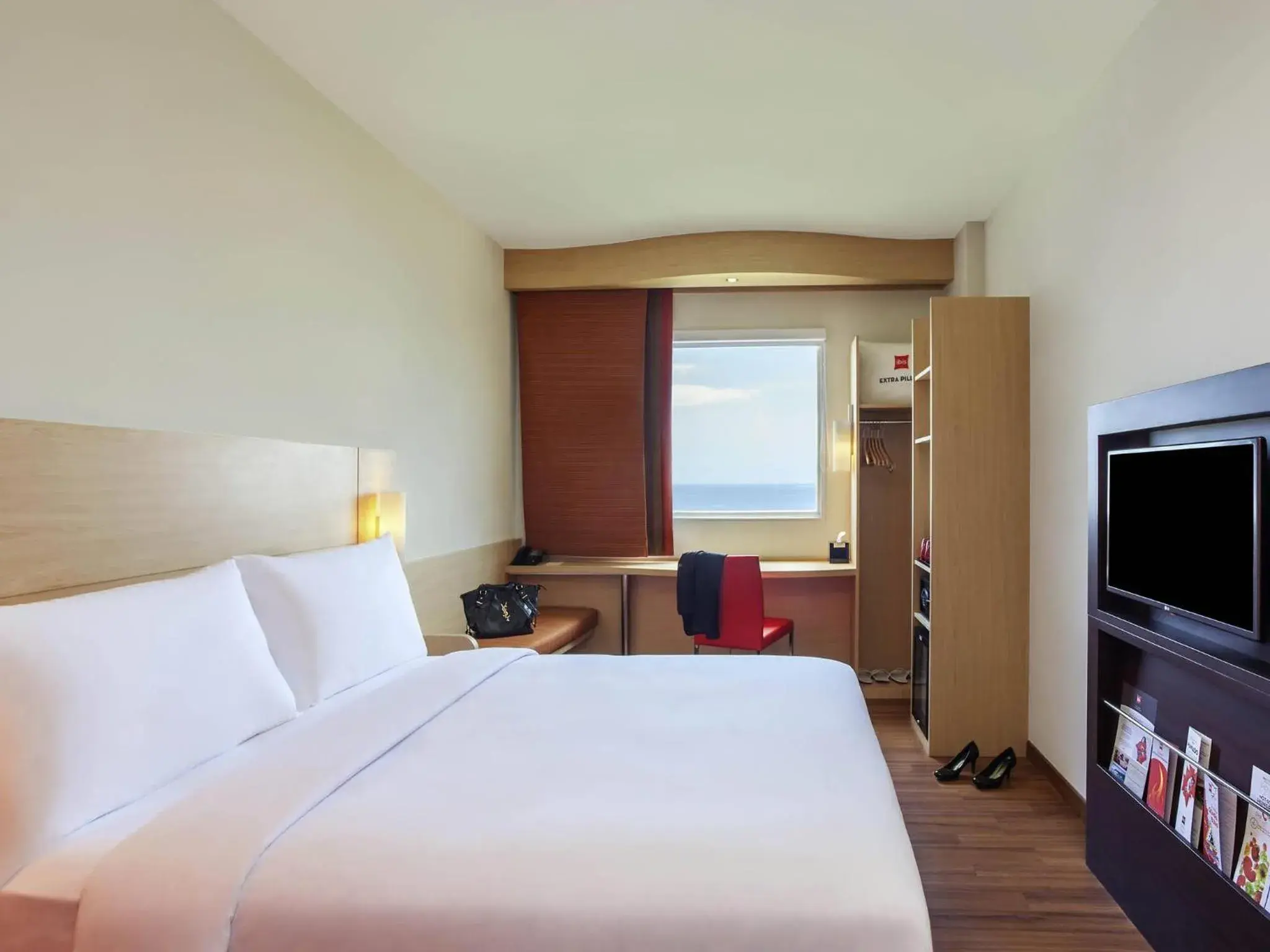 Superior Double Room in Ibis Manado City Center Boulevard Superior Double Room in Ibis Manado City Center Boulevard