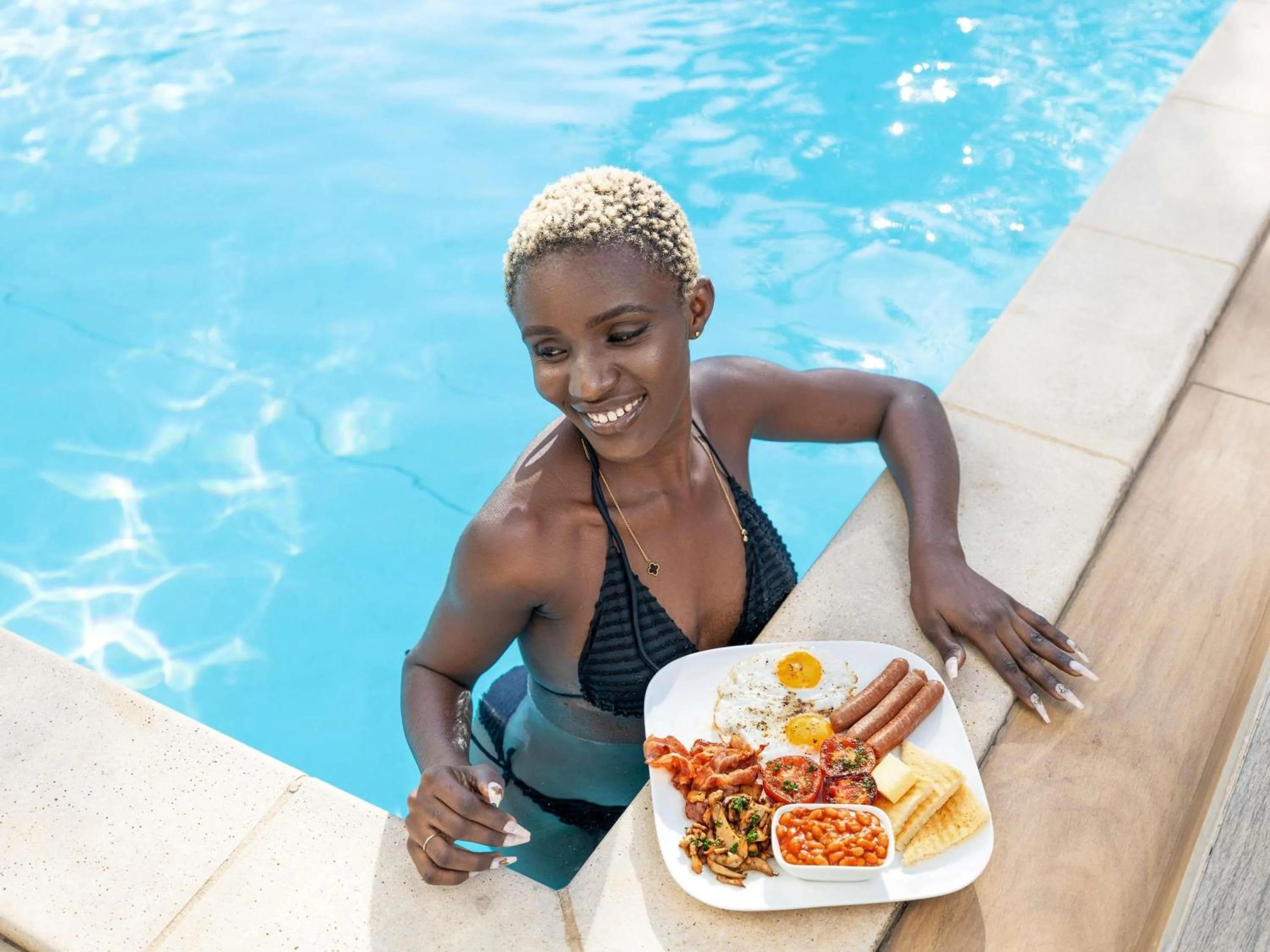 Lounge or bar in Ibis Styles Accra Airport