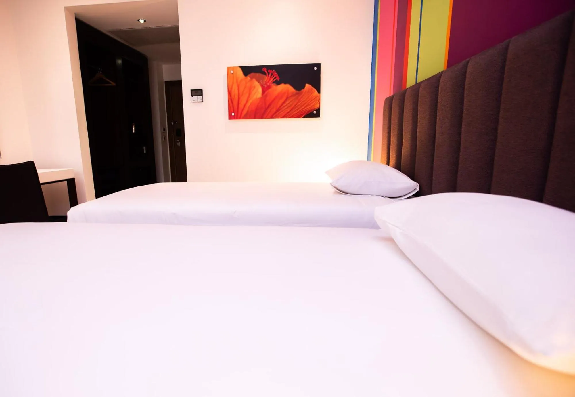 Bed in Ibis Styles Accra Airport